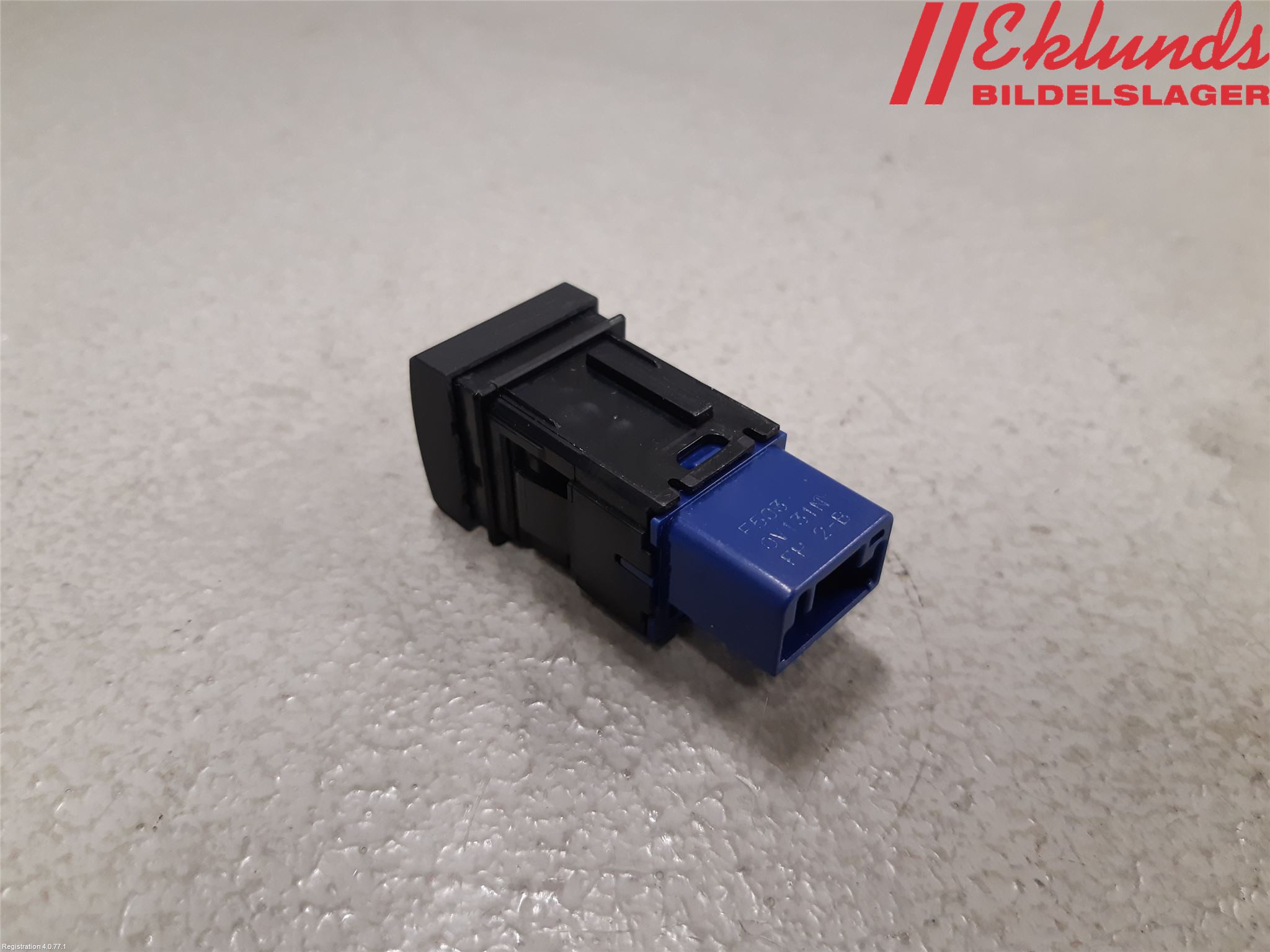 Toyota COROLLA 19- Strömställare Elruta