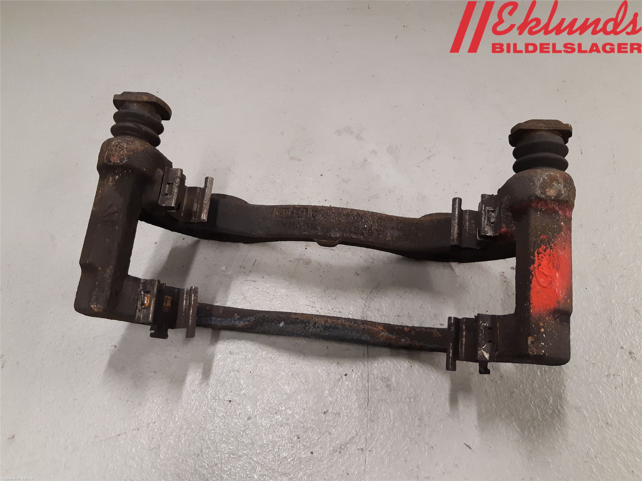 Ford TRANSIT SKÅP/BUSS 14-22 Bromsokshållare