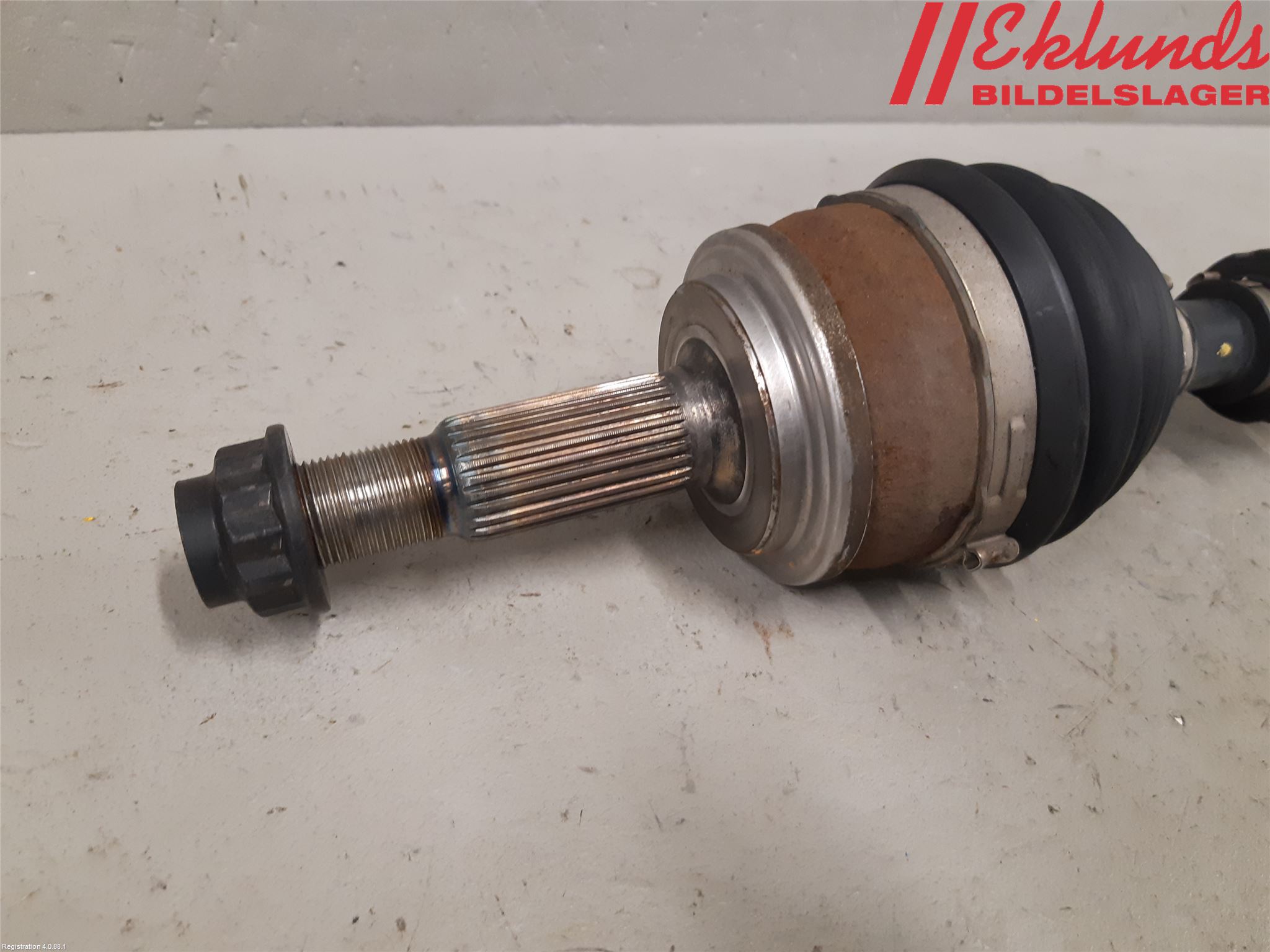 Toyota COROLLA 19- Drivaxel Fram Vänster