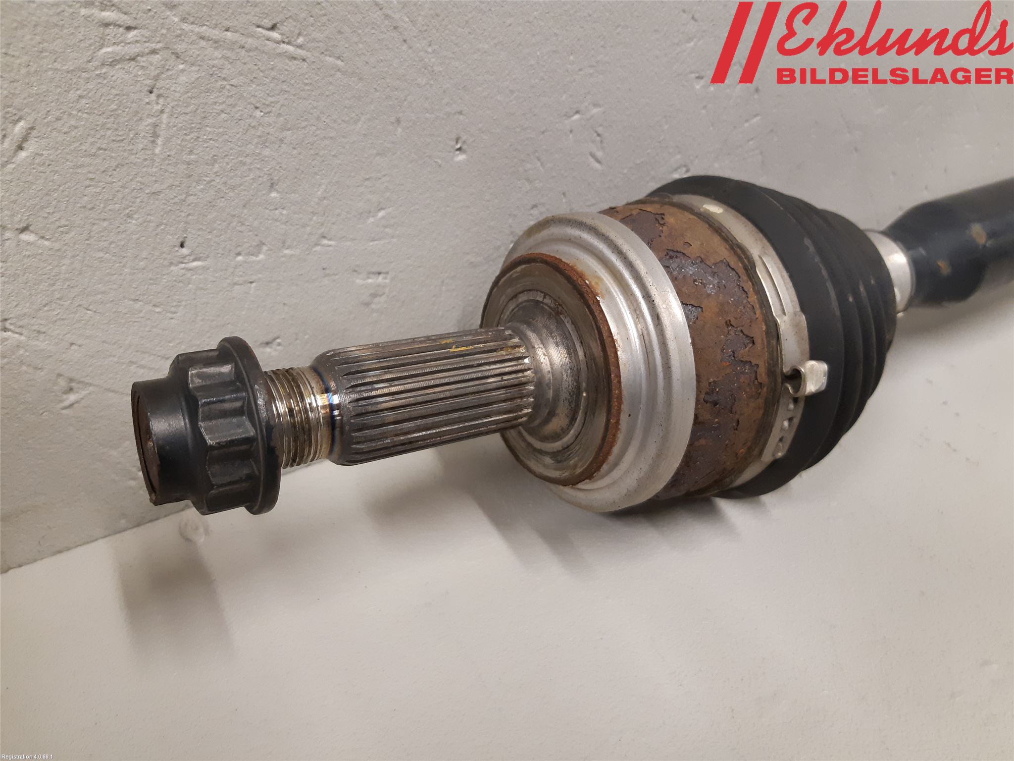 Toyota COROLLA 19- Drivaxel Fram Höger