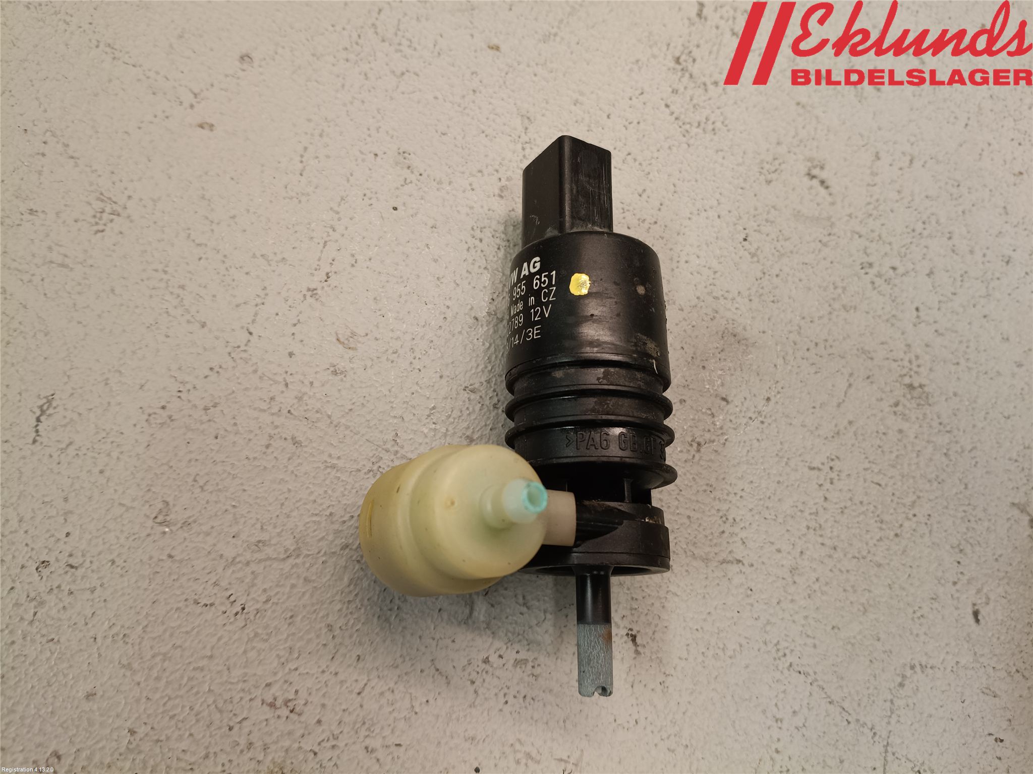 Volkswagen VW PASSAT 11-14 Spolarpump Vindruta