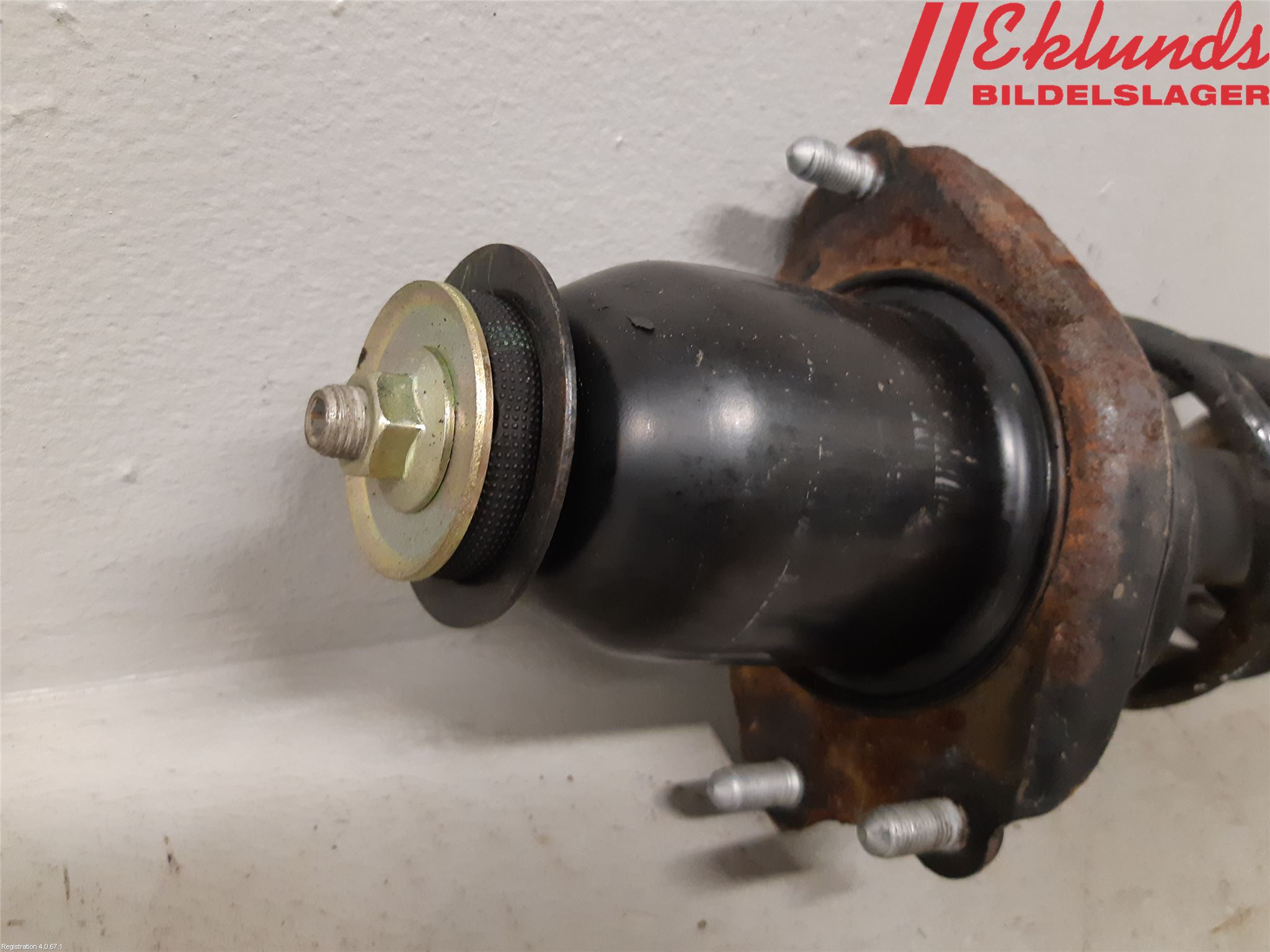 Toyota CELICA    00-05 Fjäderben Bak Vänster