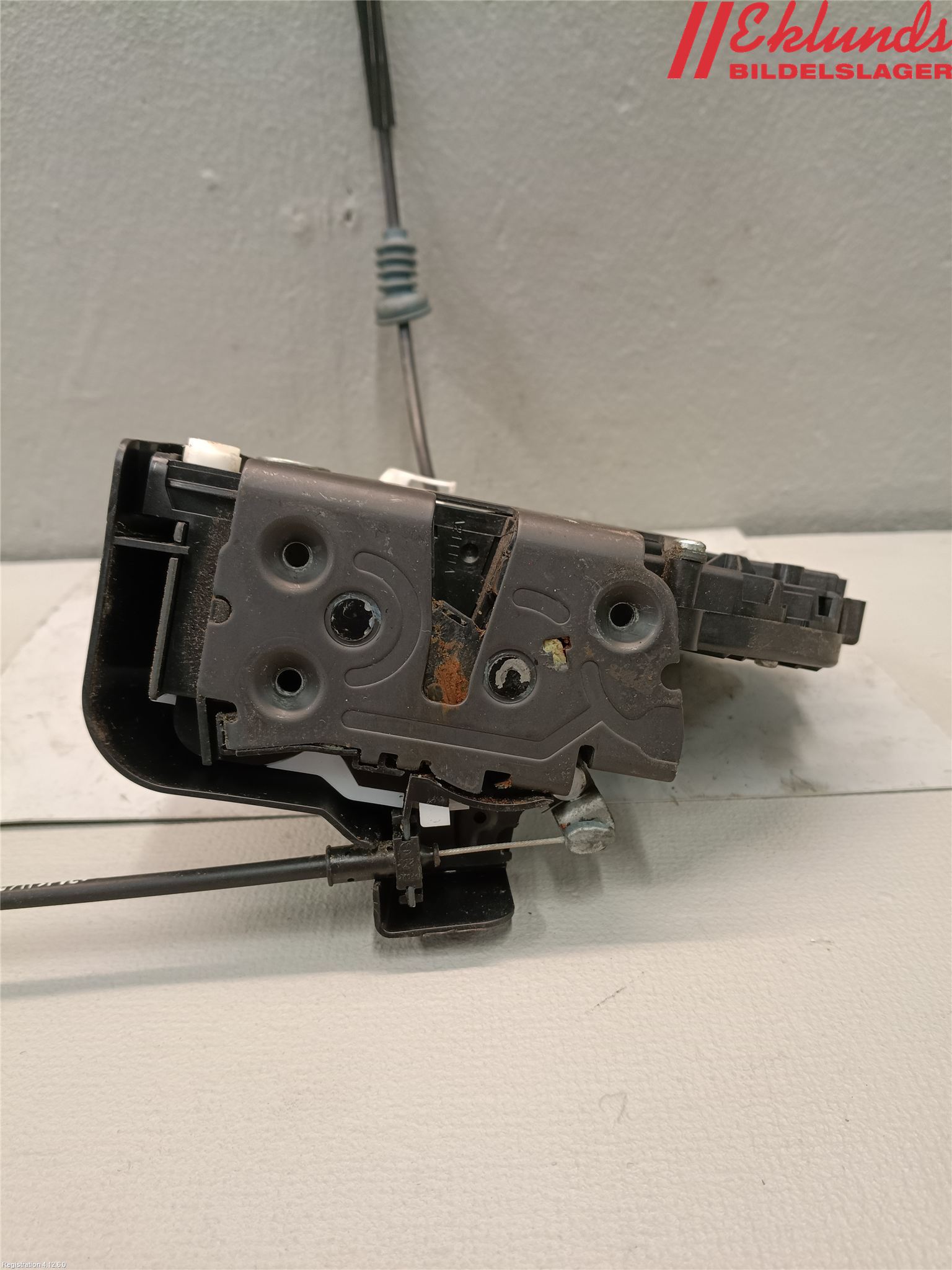 Volvo V50 08-12 Låskista-Dörrlås