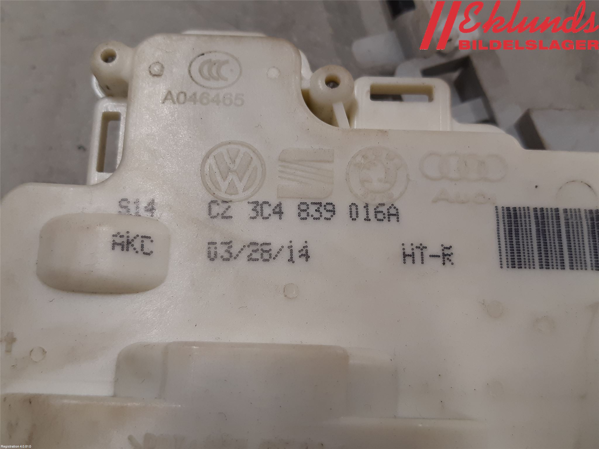 Volkswagen VW PASSAT 11-14 Låskista-Dörrlås