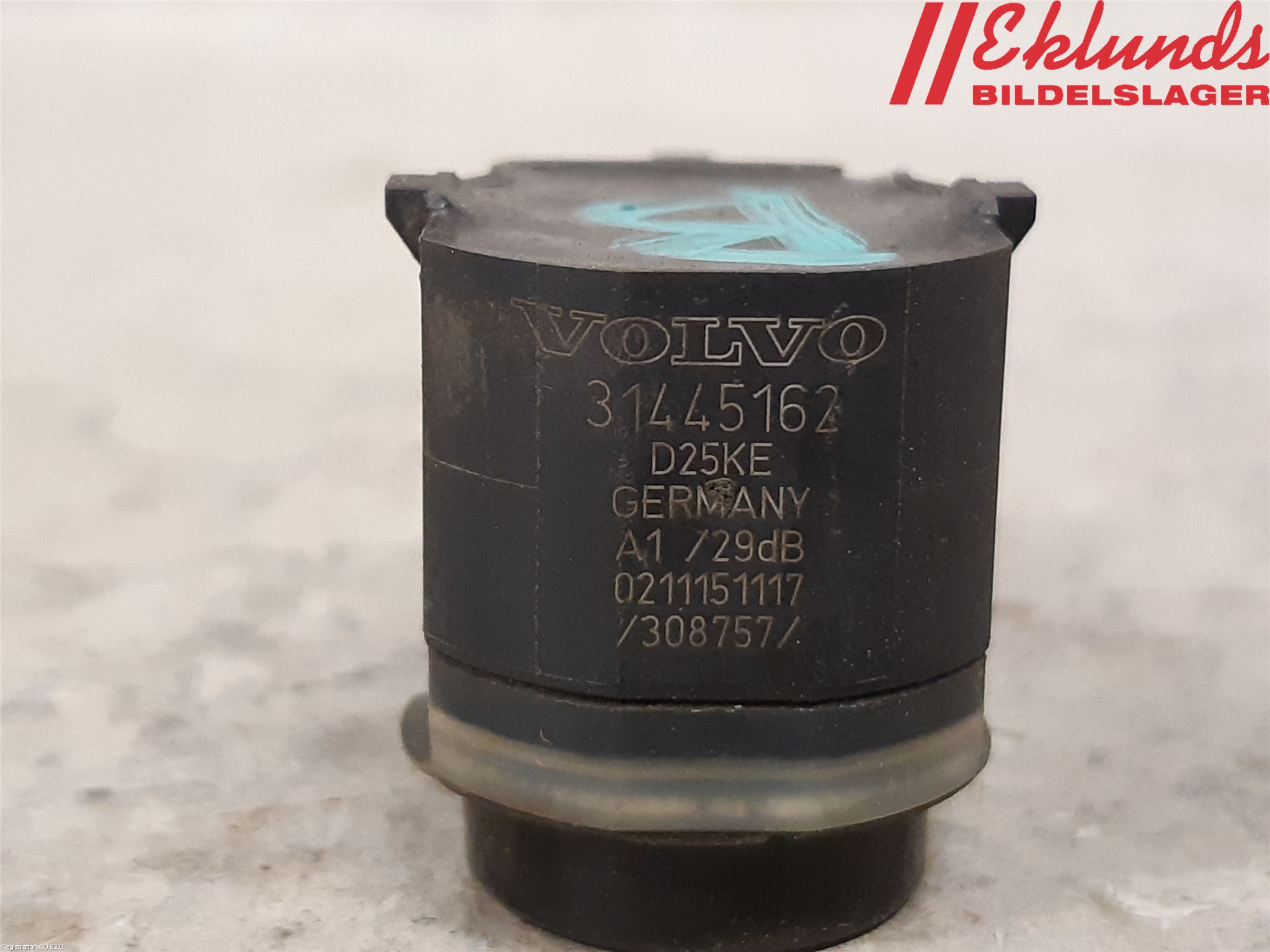 Volvo V40 12-19 Parkeringshjälp Backsensor