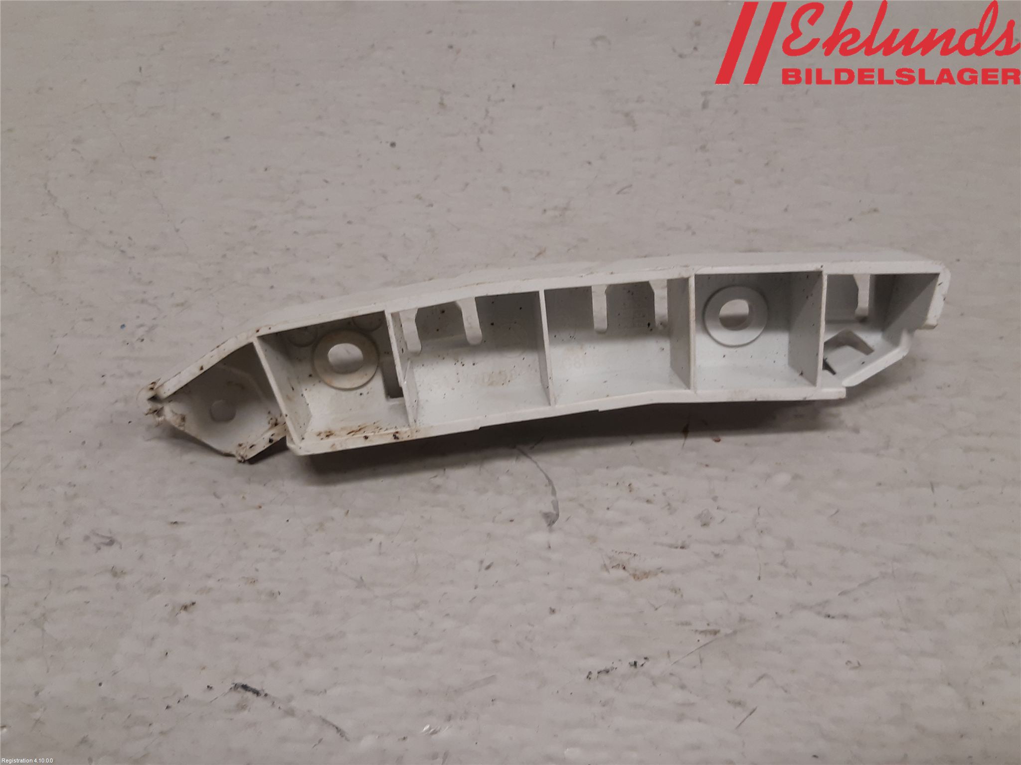 Ford FOCUS 11-14 Stötfångarfäste Fram Hö