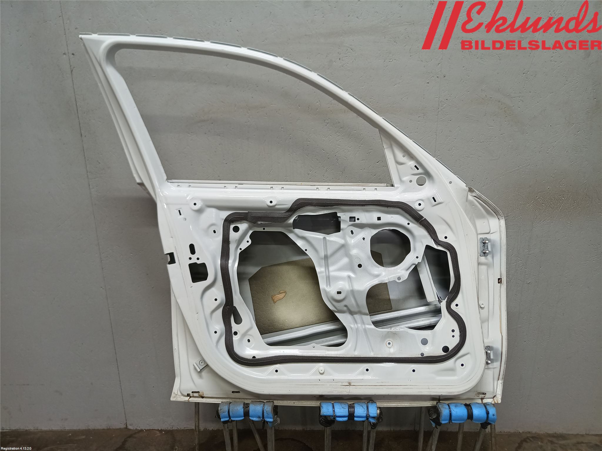 BMW 1 E87/81 5D/3D 03-11 Dörr Fram Vänster