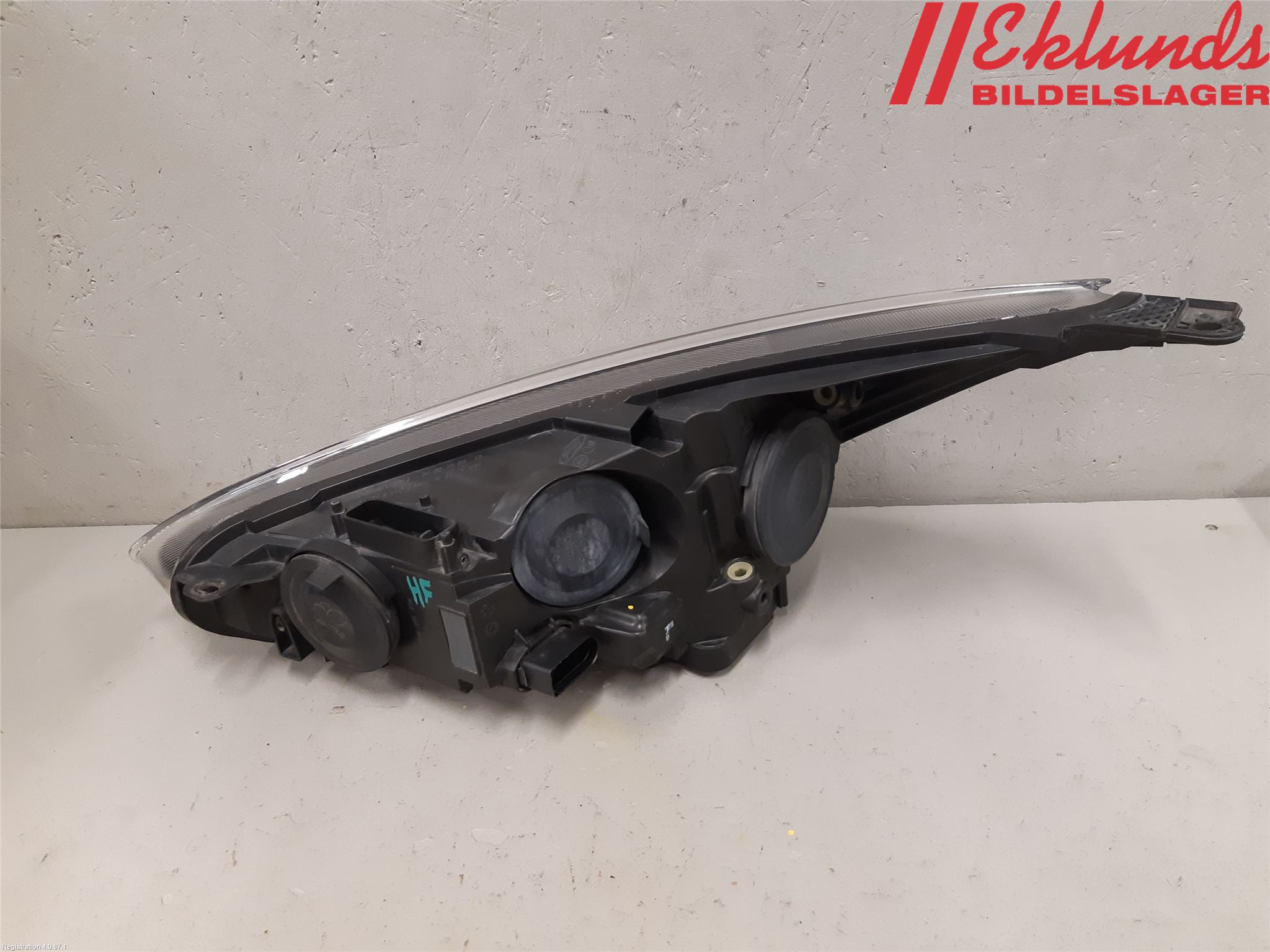 Ford FOCUS 15-18 Strålkastare Höger