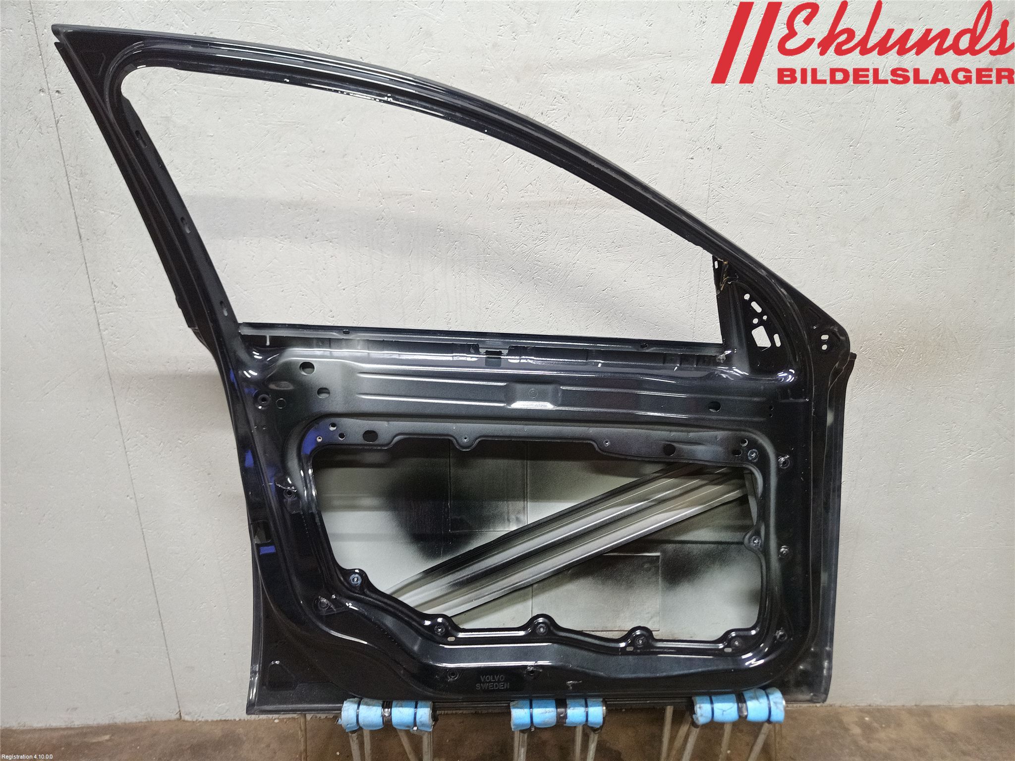 Volvo V70 08-13 Dörr Fram Vänster