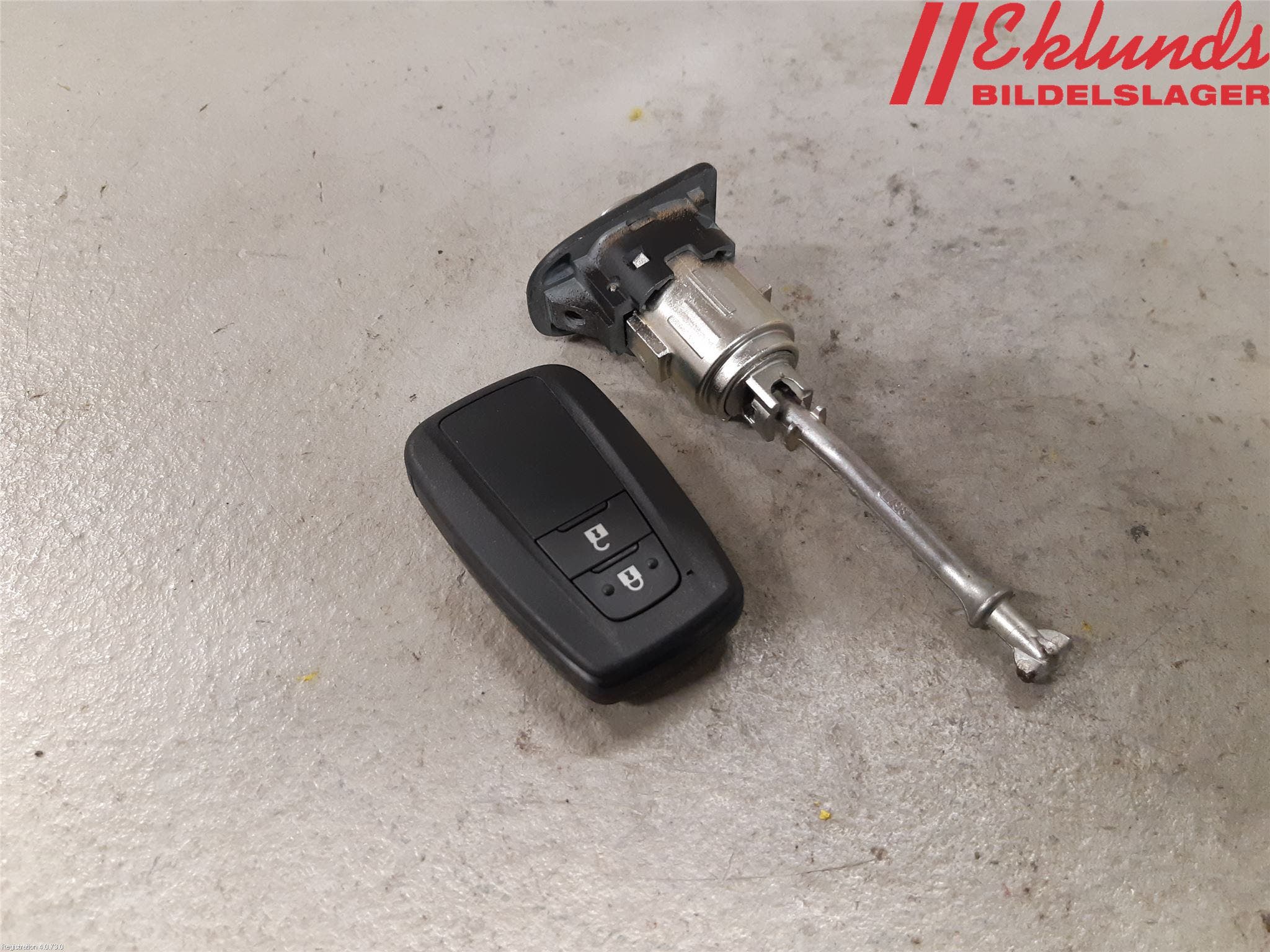 Toyota COROLLA 19- Låscylinder-Cylindrar