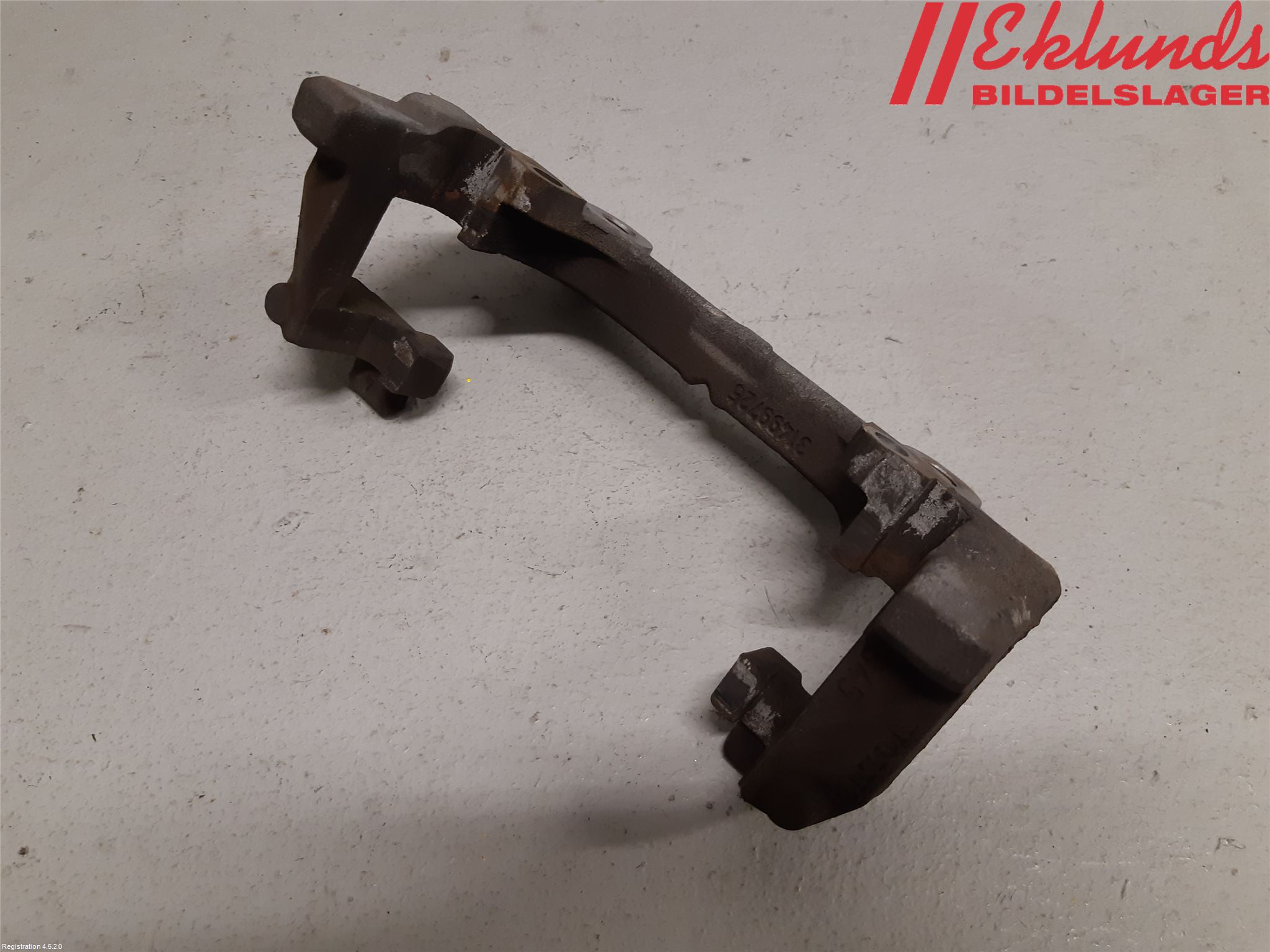 Volvo V90 17->> Bromsokshållare