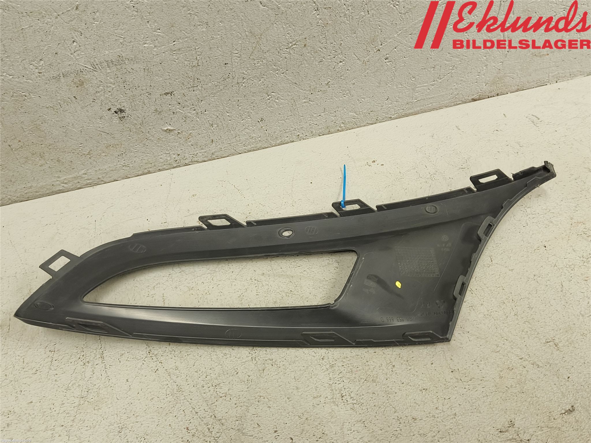 Volkswagen VW POLO 10-17 Dimljussarg Fram