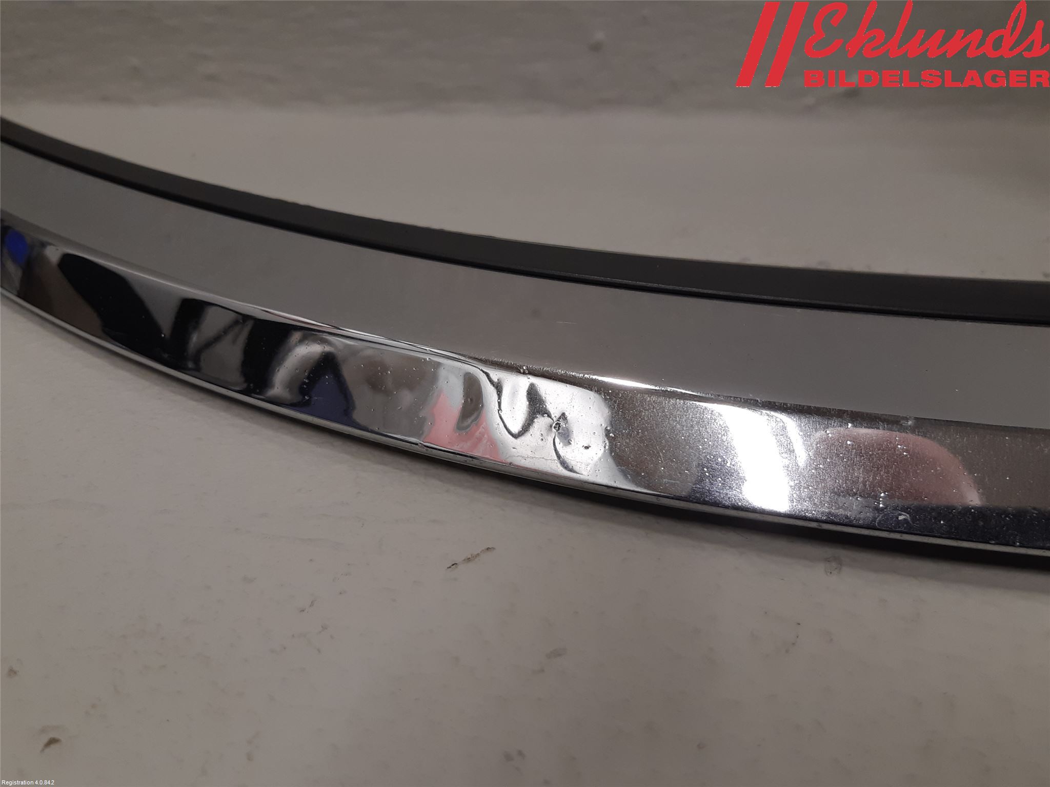 Saab 9-5     06-10 Grilldel Höger