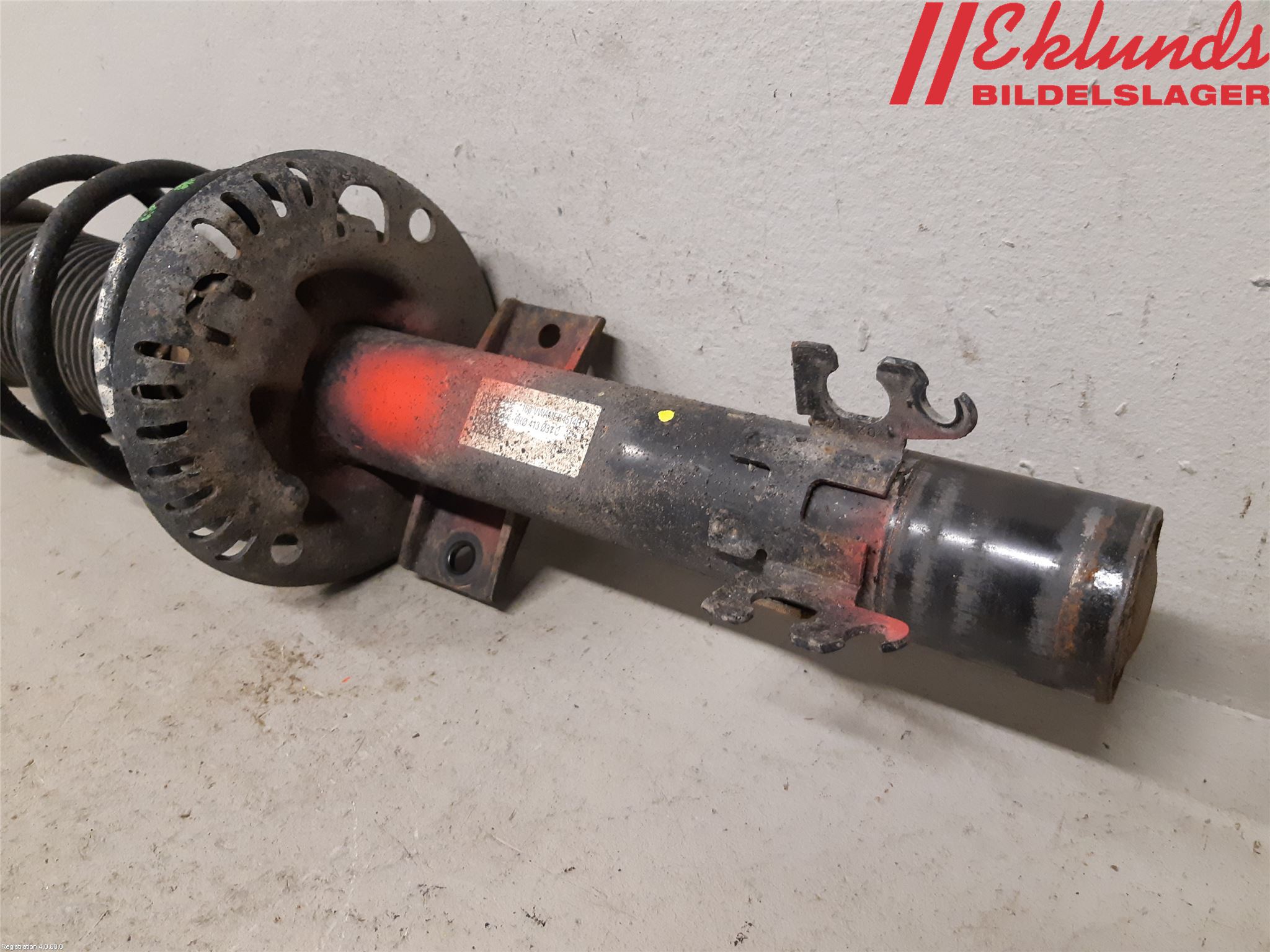 Volkswagen VW POLO 10-17 Fjäderben Fram Vänster