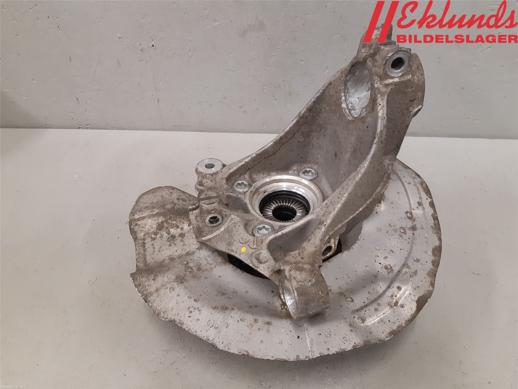 BMW X1 F48 15-22 Styrspindel Lagerhus Hö