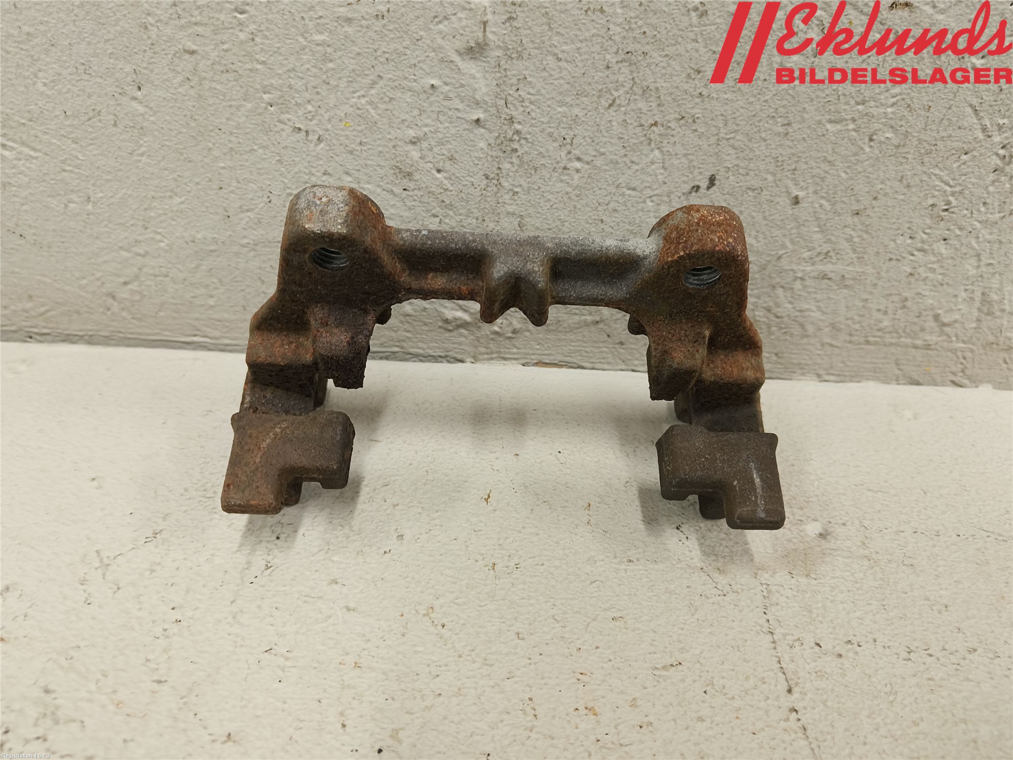 Ford MONDEO 15-22 Bromsokshållare