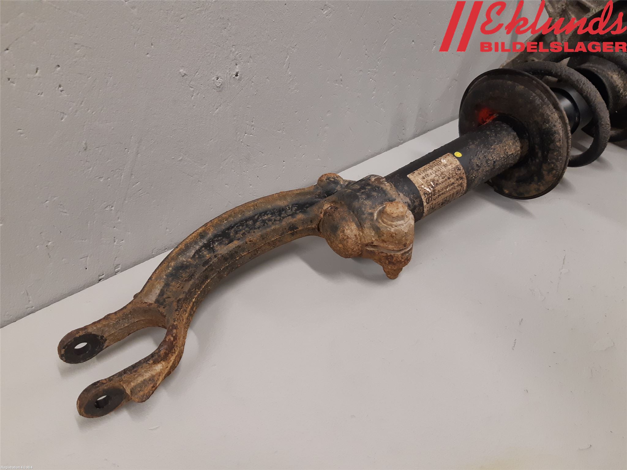 Audi A4/S4 08-11 Fjäderben Fram Vänster