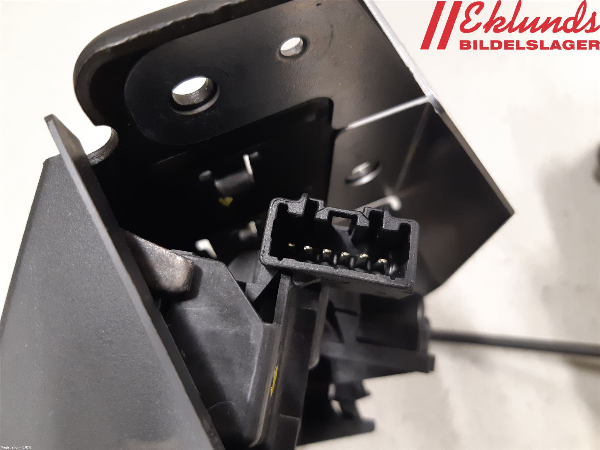 Volvo V90 17->> Låskista Baklucka