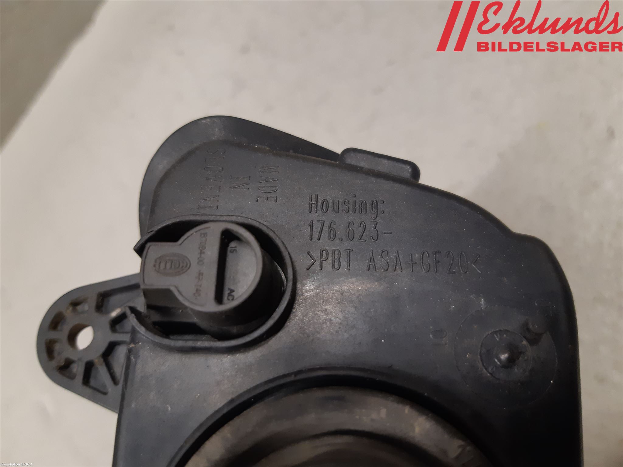Volkswagen VW PASSAT 11-14 Dimljus-Varselljus Fram