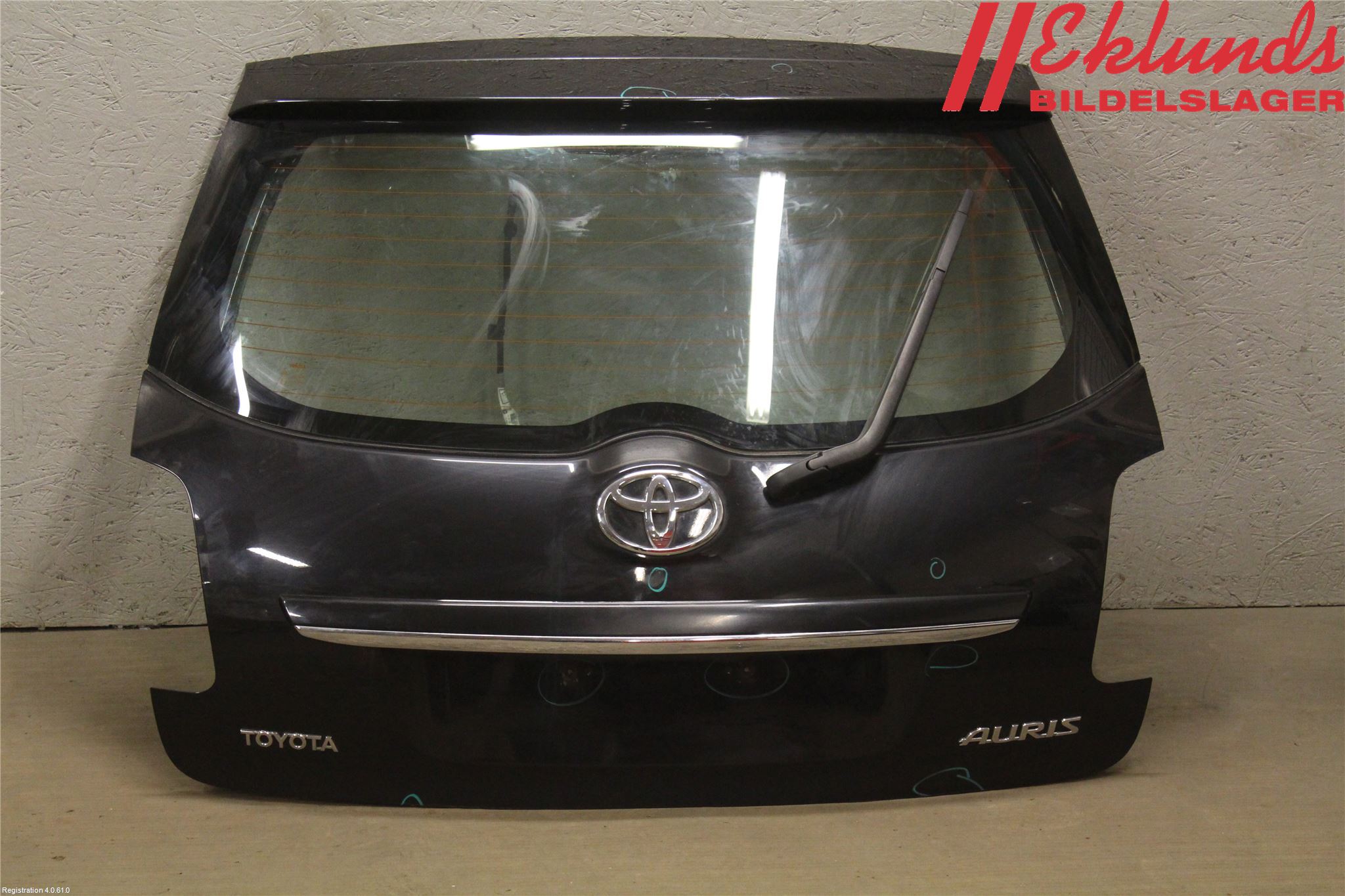 Toyota AURIS 10-12 Baklucka Cc-Kombi-Sedan