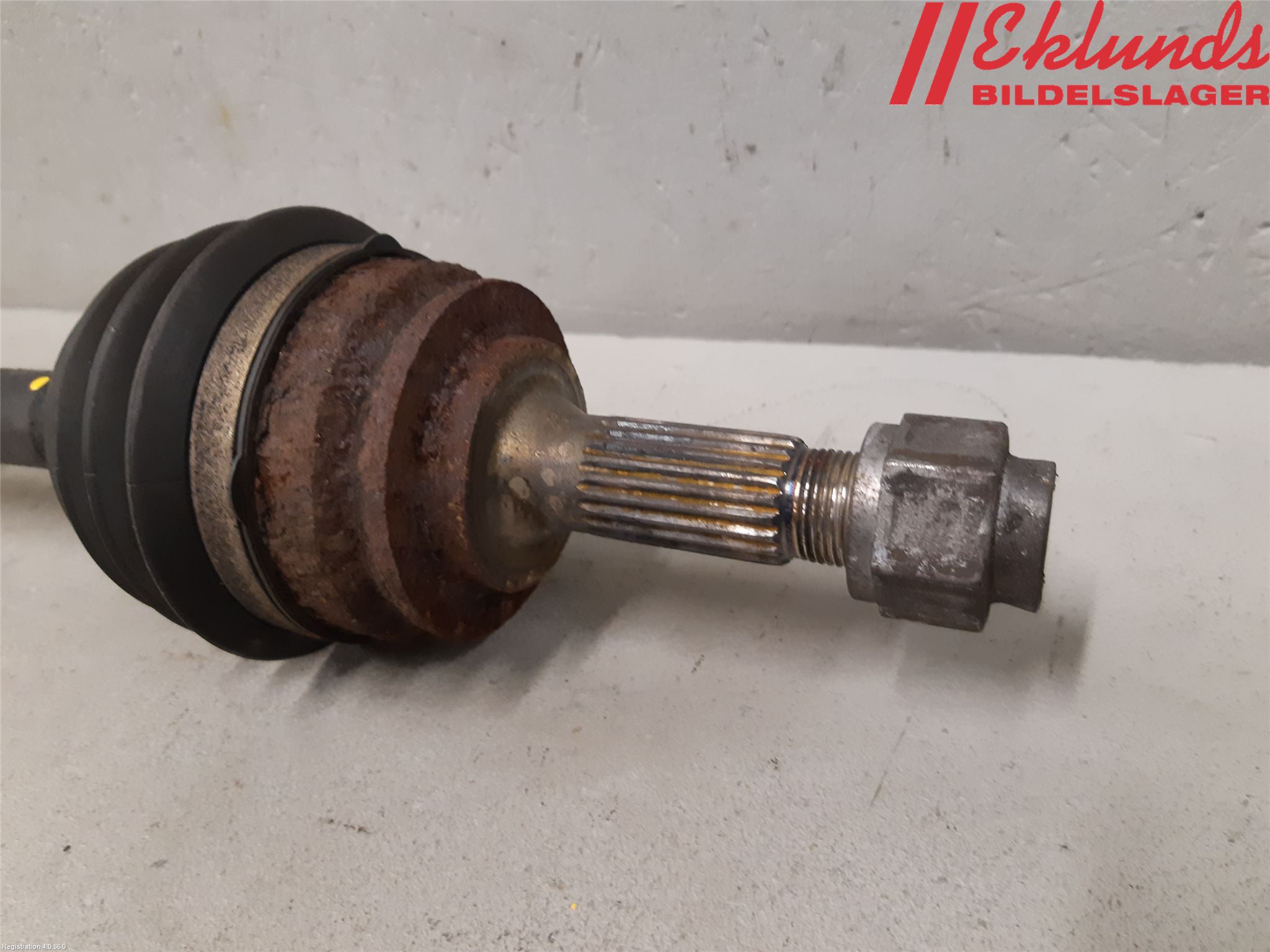 Peugeot 208 12-15 Drivaxel Fram Vänster