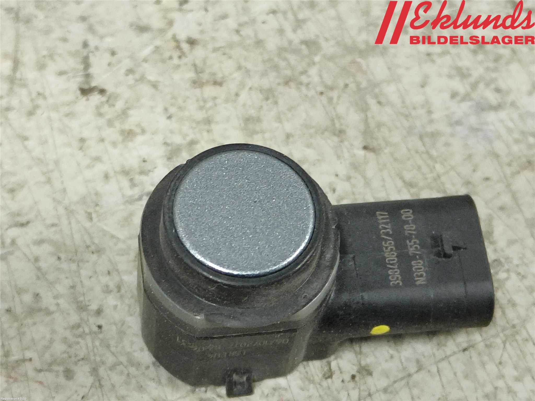 Volvo V40 12-19 Parkeringshjälp Backsensor