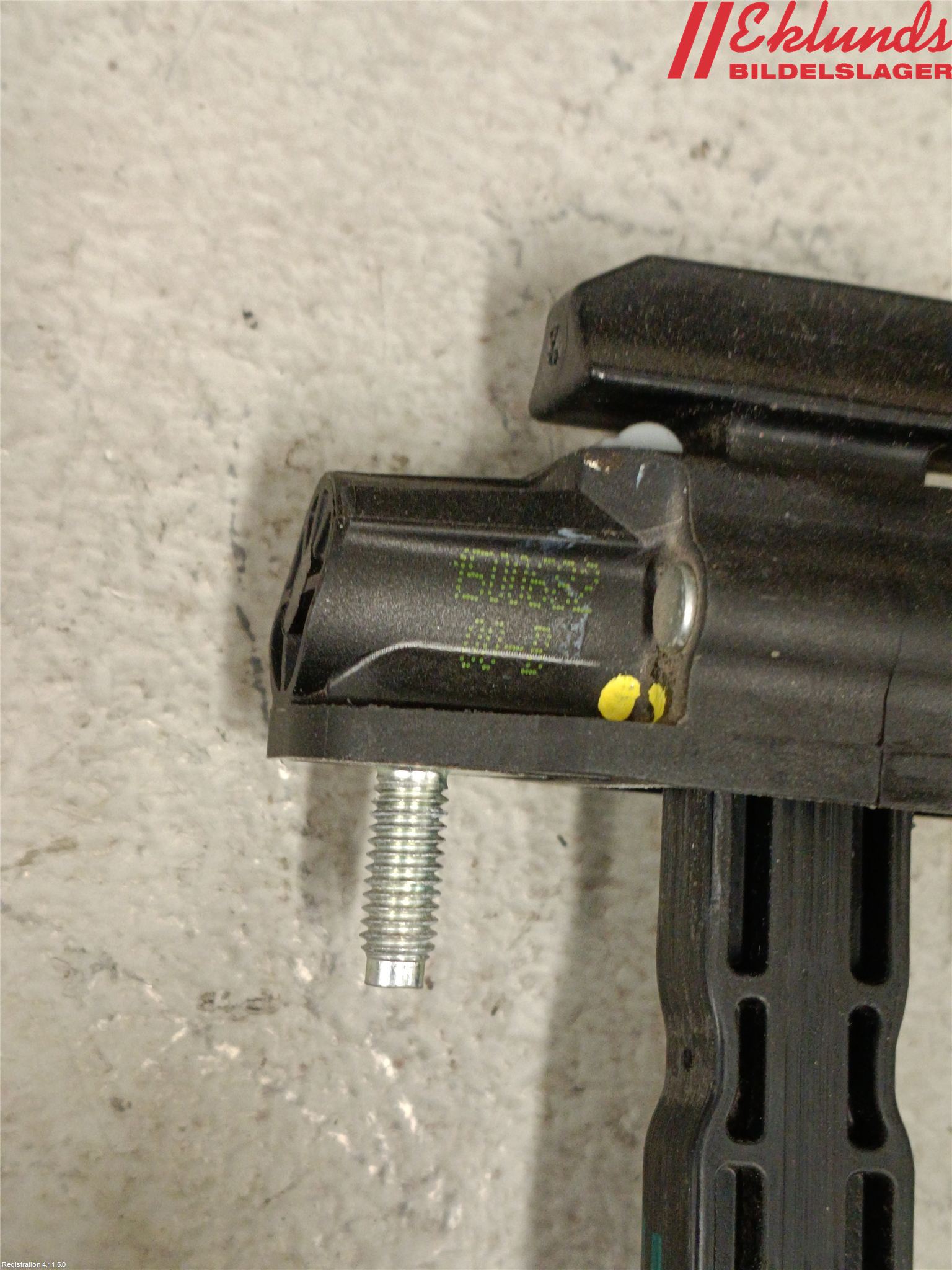 Tesla MODEL Y 21- Dörrstopp