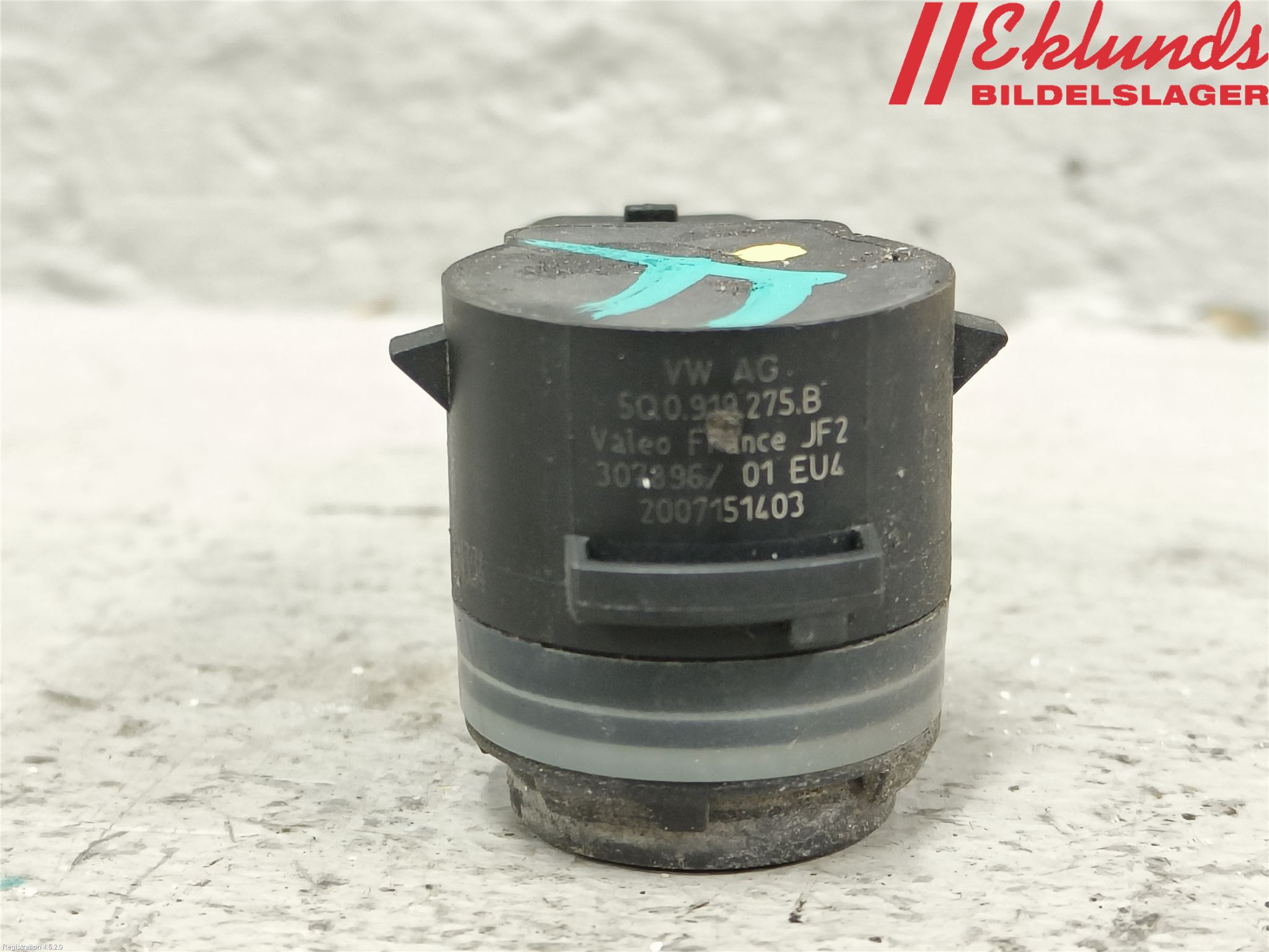 Volkswagen VW PASSAT 15-19 Parkeringshjälp Frontsensor