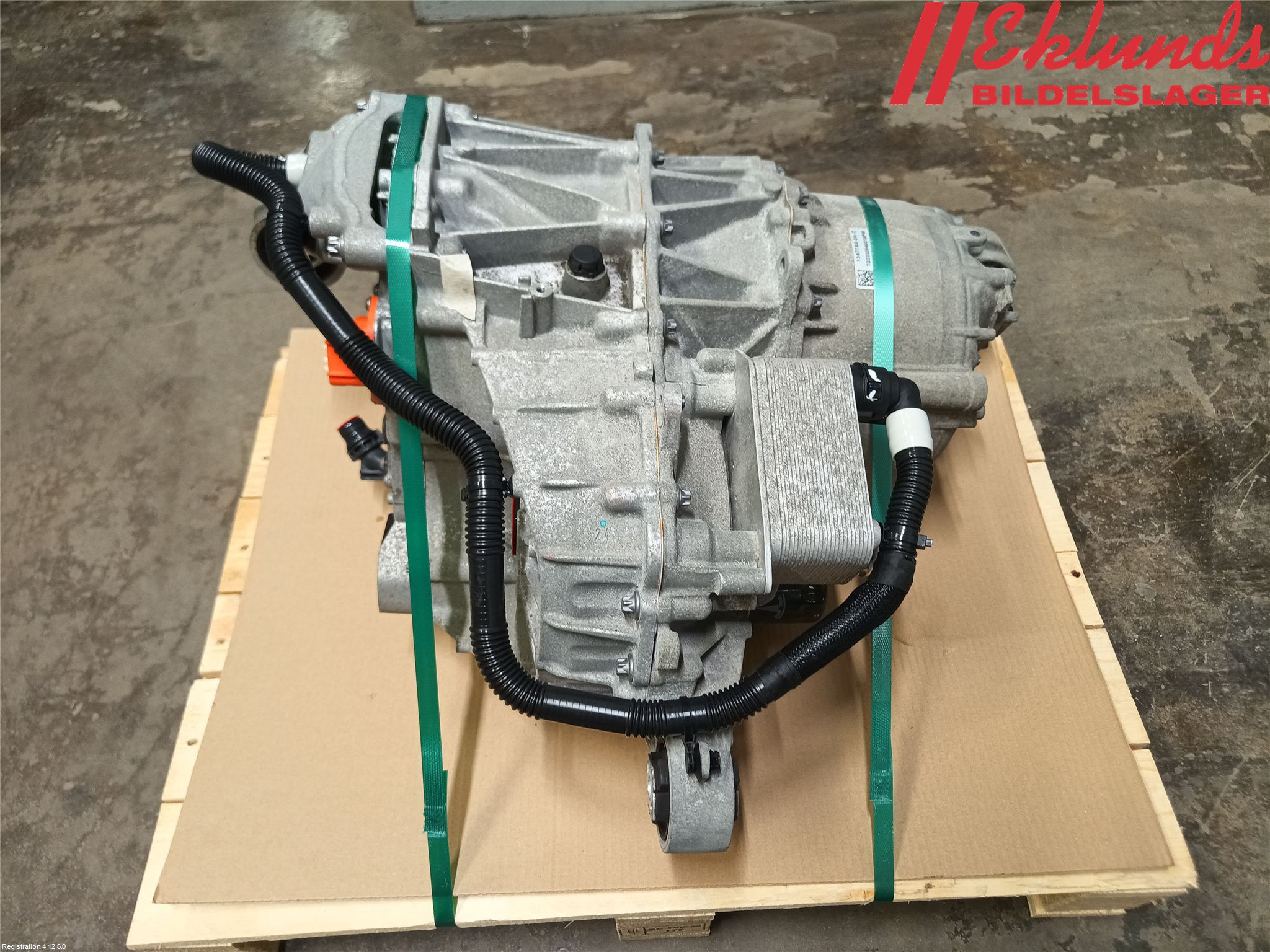 Tesla MODEL 3 17- Motor Elektrisk Bak