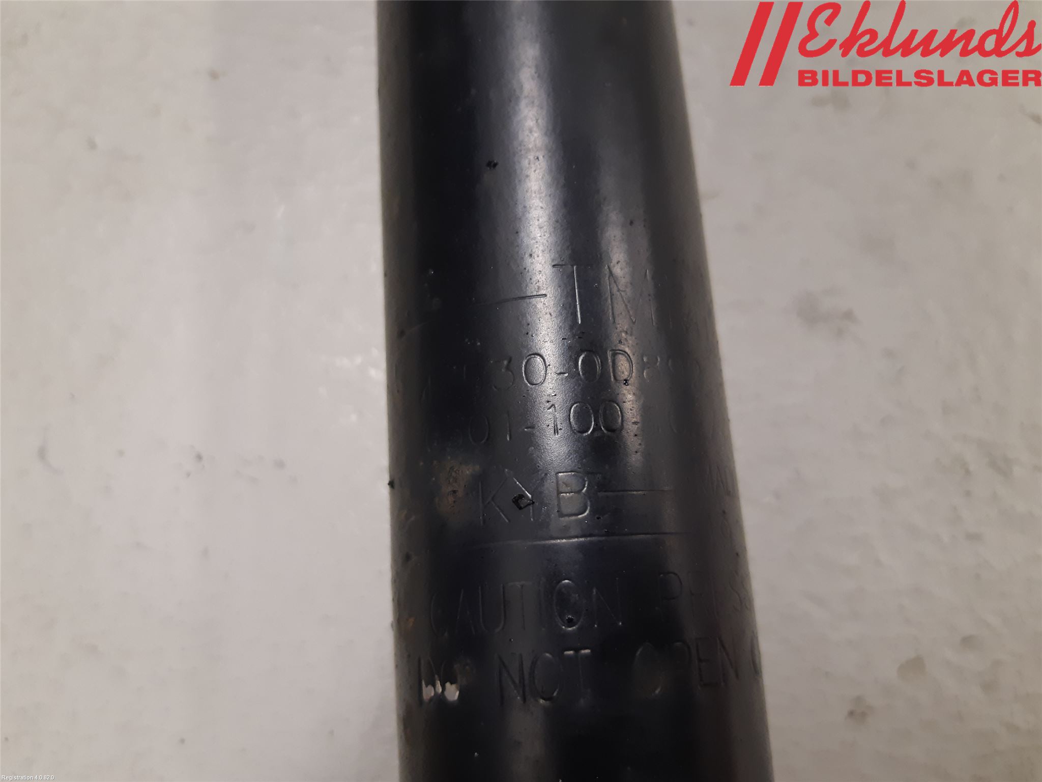 Toyota YARIS XP130 15-20 Stötdämpare Bak