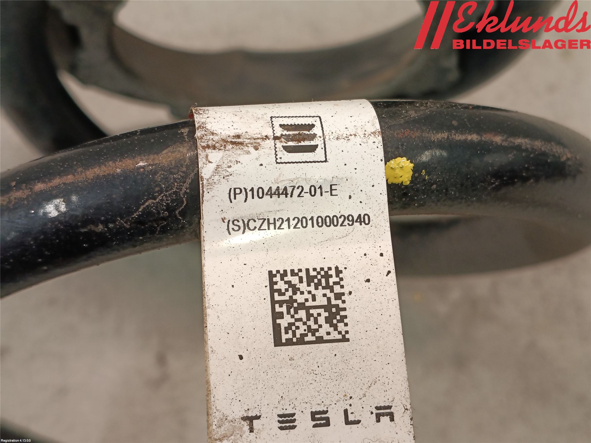 Tesla MODEL 3 17- Fjäder Bak