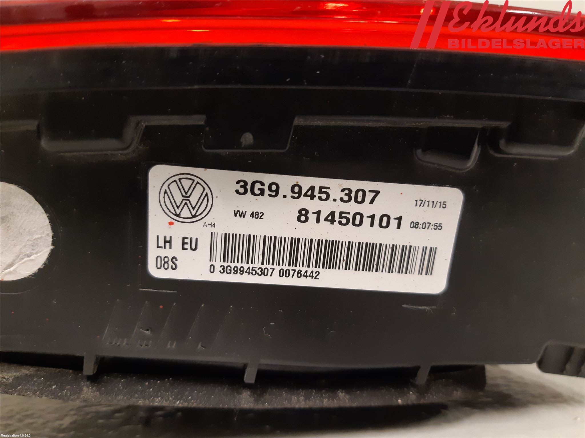 Volkswagen VW PASSAT 15-19 Bakljus Lucka Vä