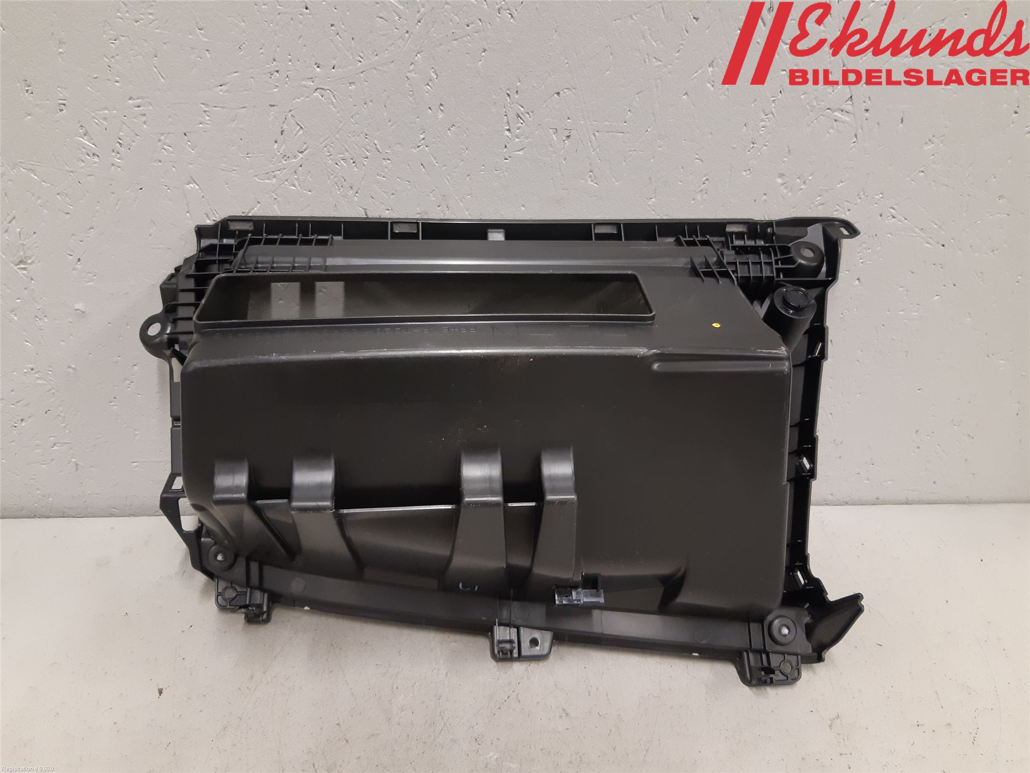 Toyota CAMRY 19-24 Handskfack