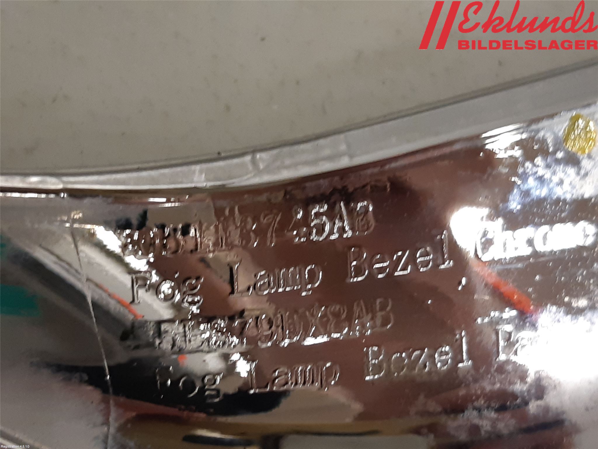 Dodge DURANGO Dimljussarg Fram