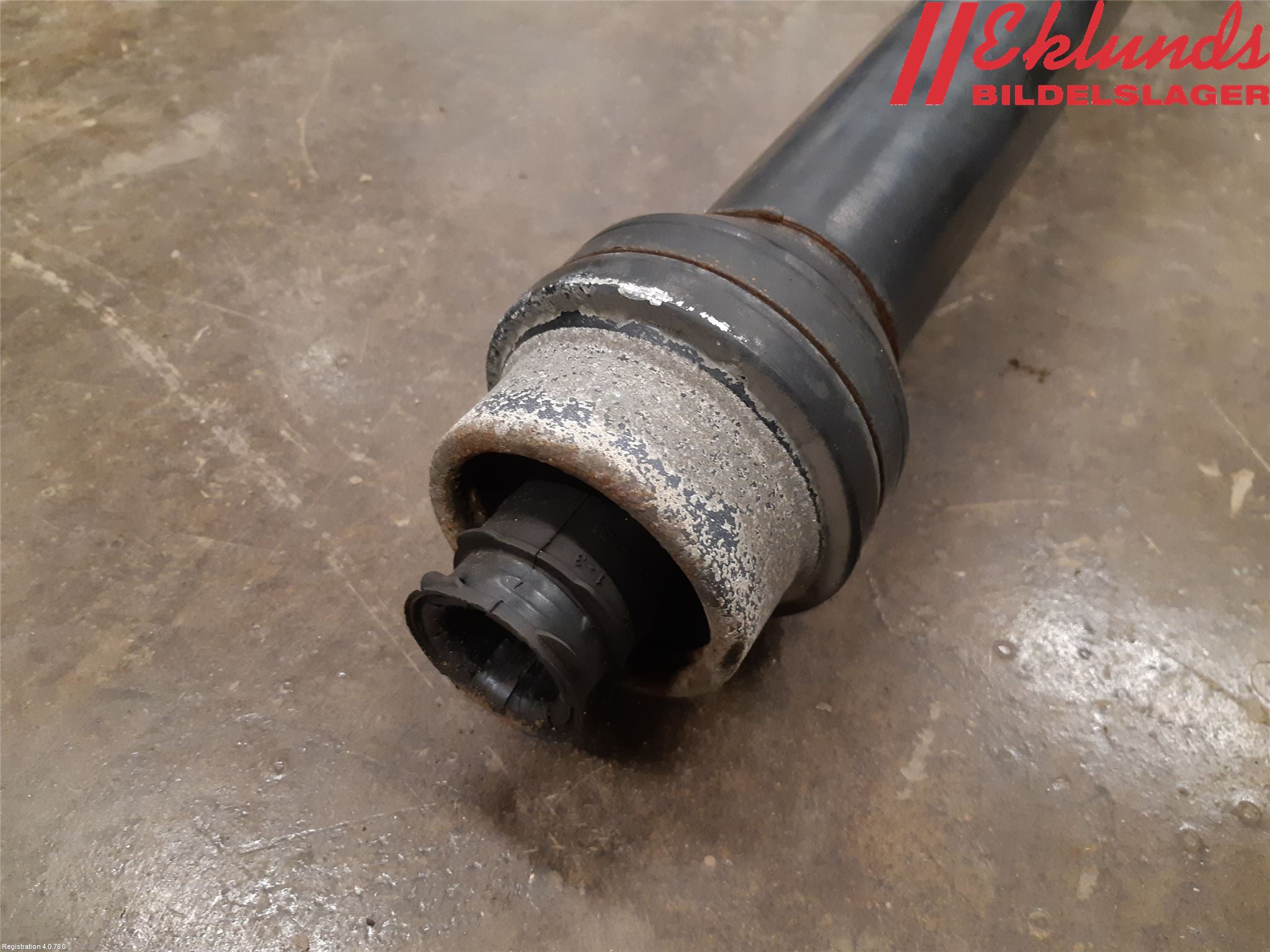 Audi A4/S4 B9 16-19 Mellanaxel Komp