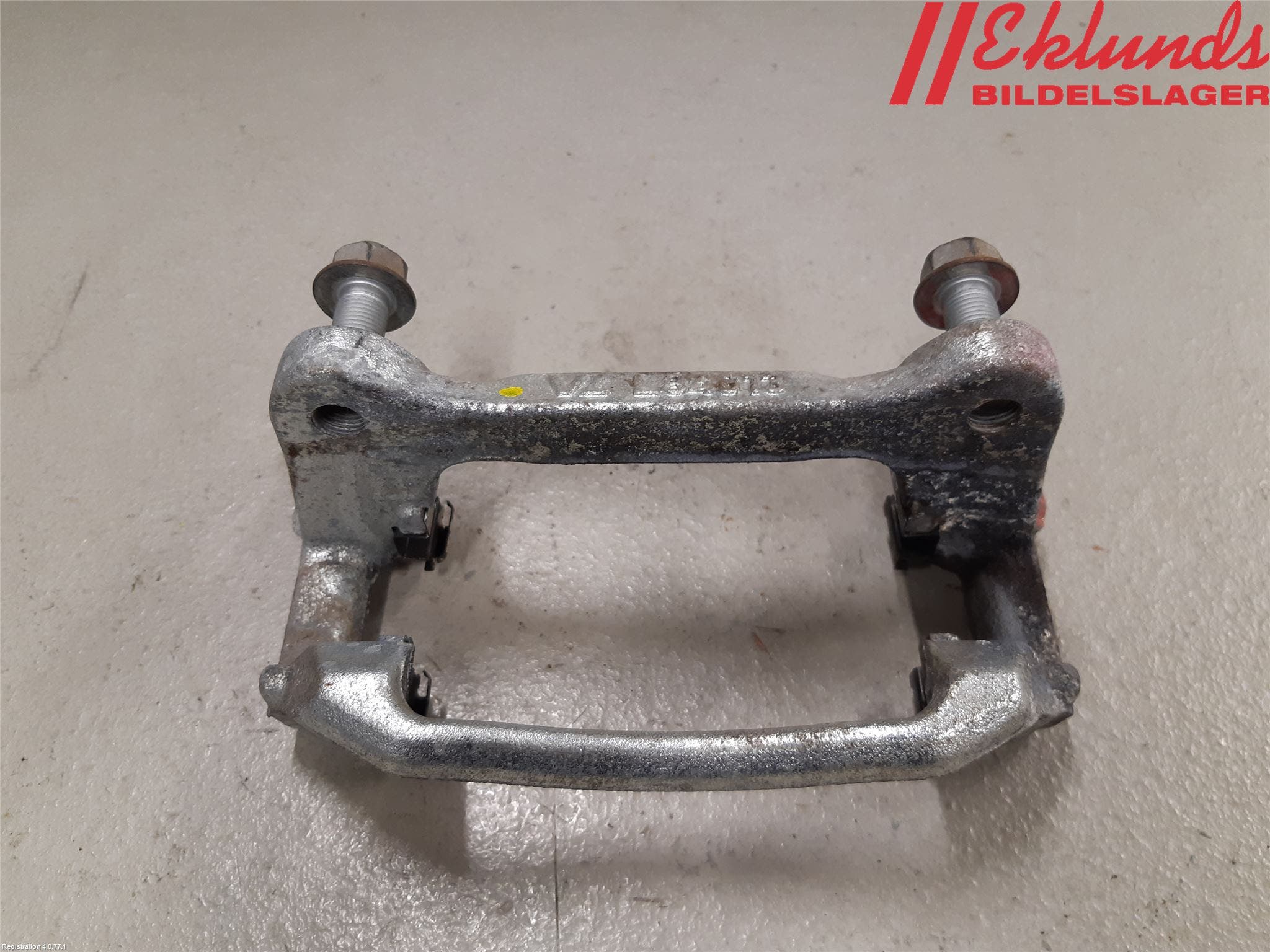 Toyota COROLLA 19- Bromsokshållare