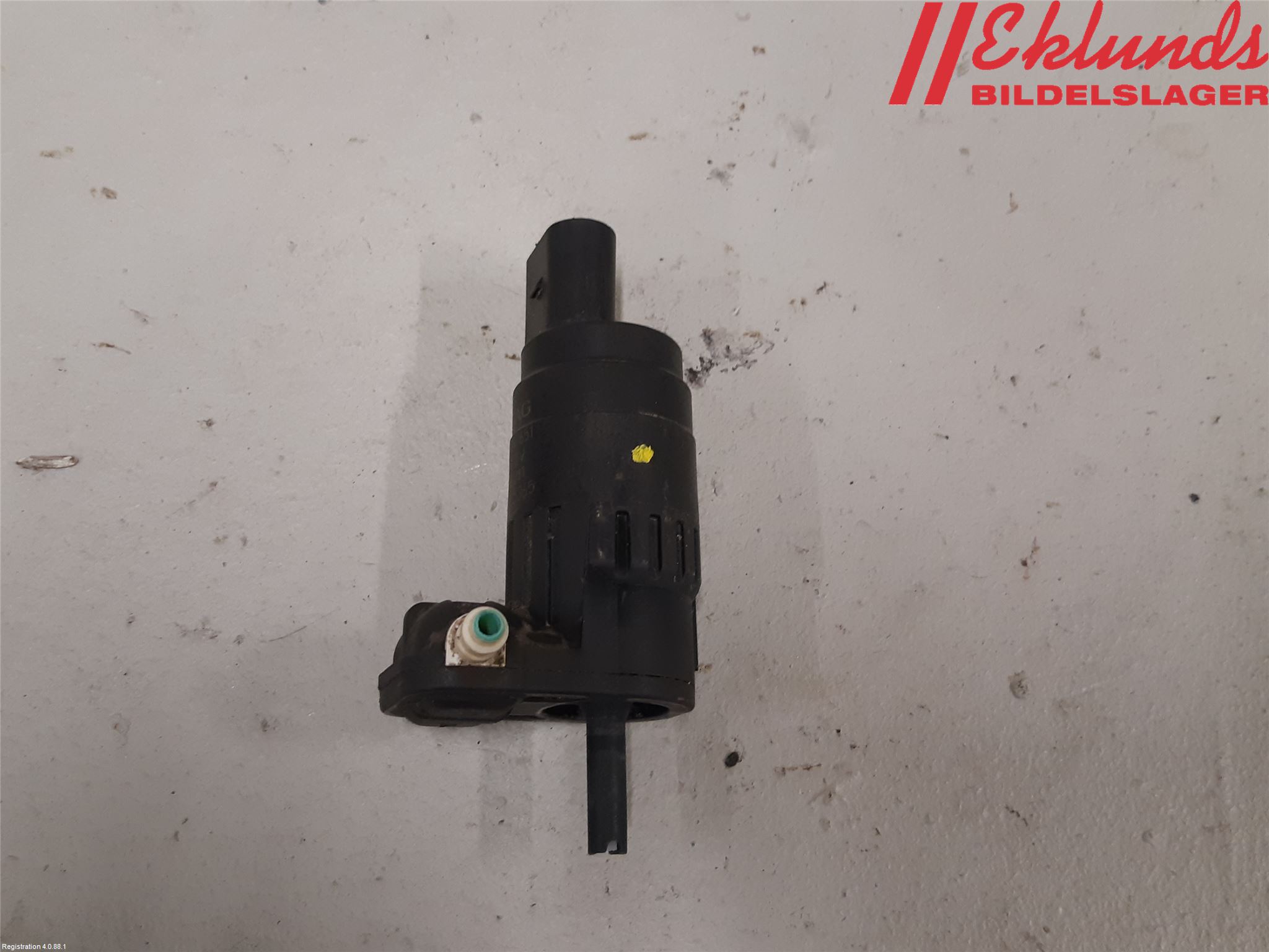 Volkswagen VW POLO 10-17 Spolarpump Vindruta
