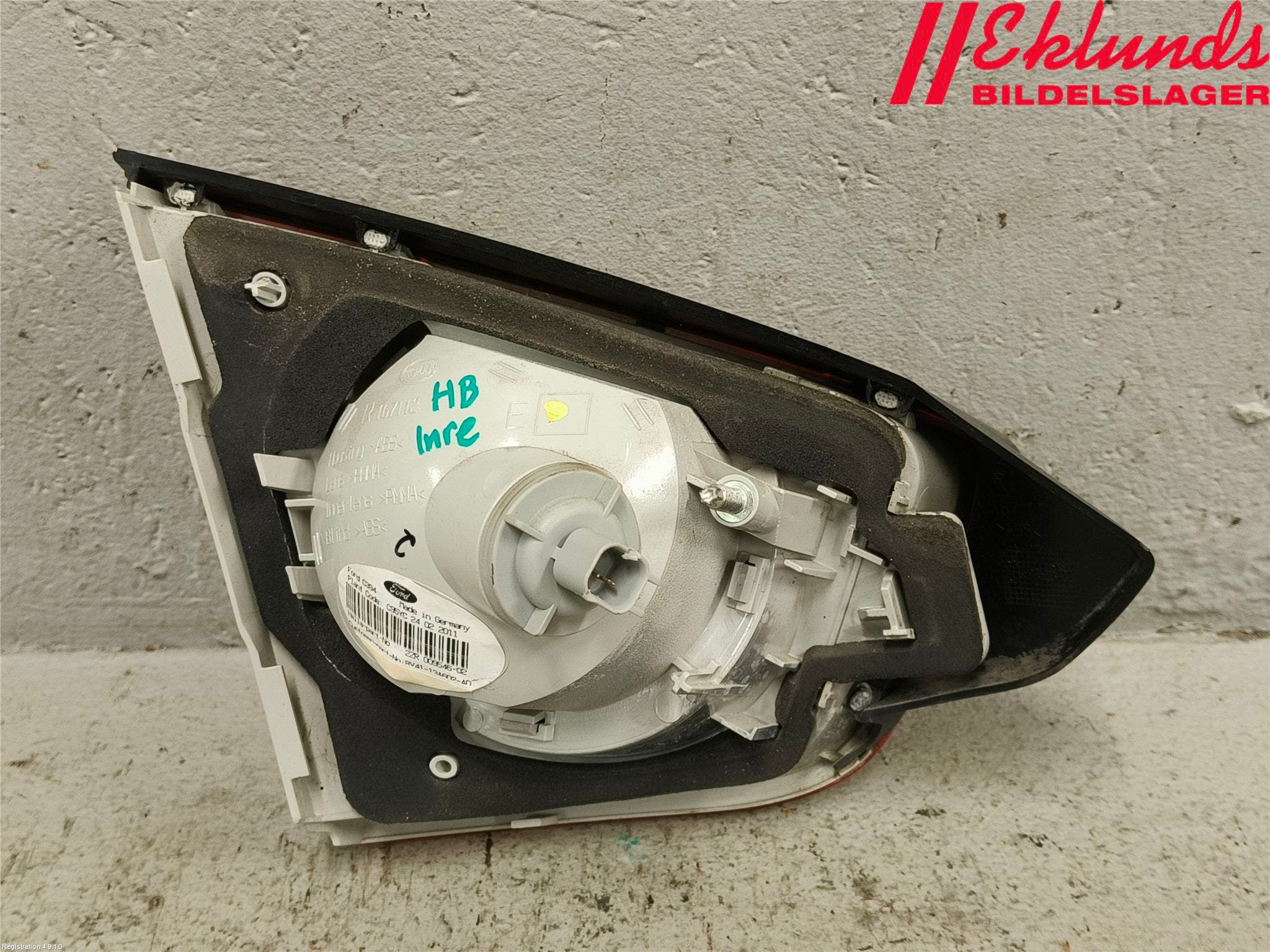 Ford KUGA 08-12 Bakljus Lucka Hö