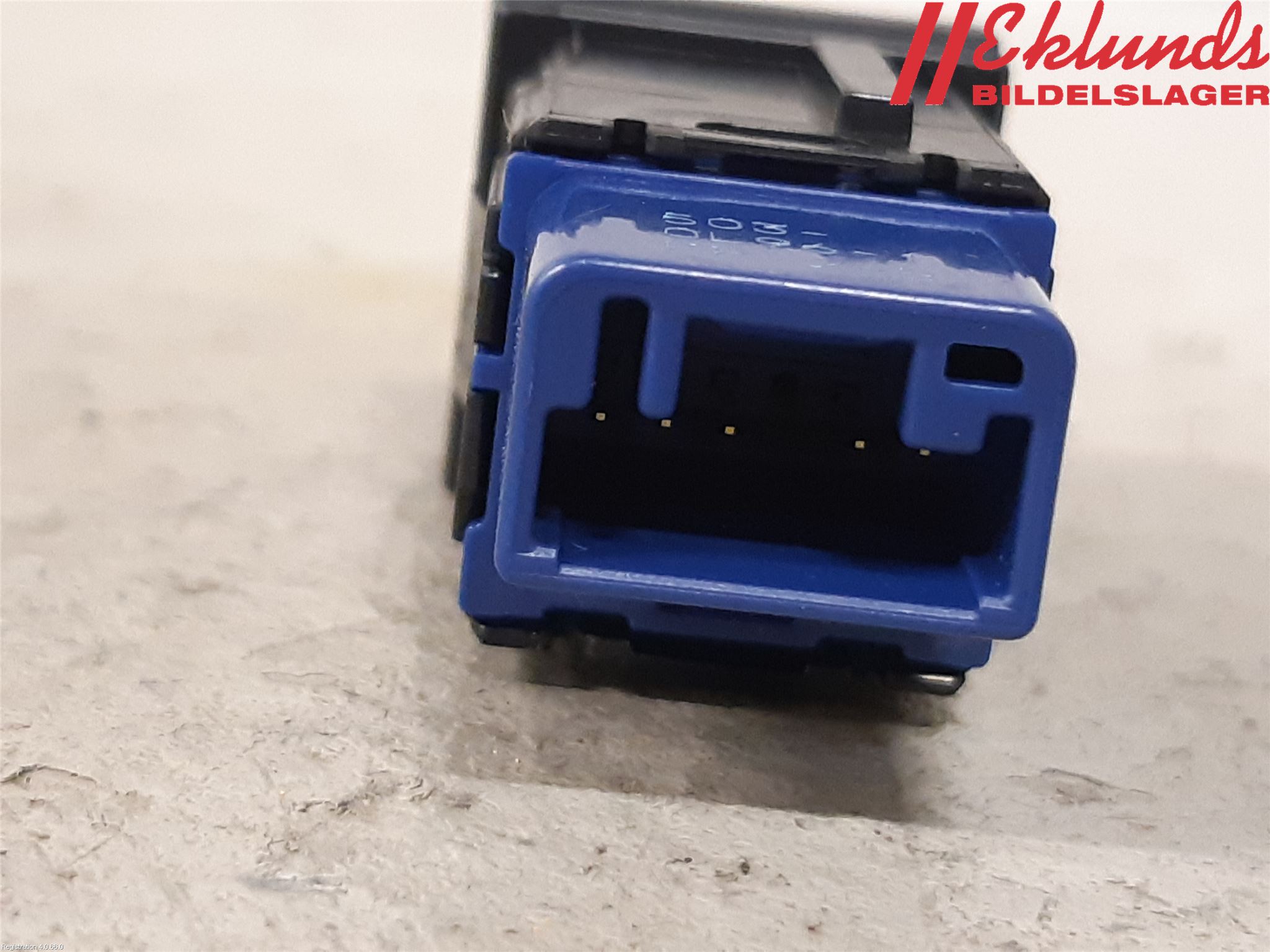 Toyota COROLLA 19- Strömställare Övrigt