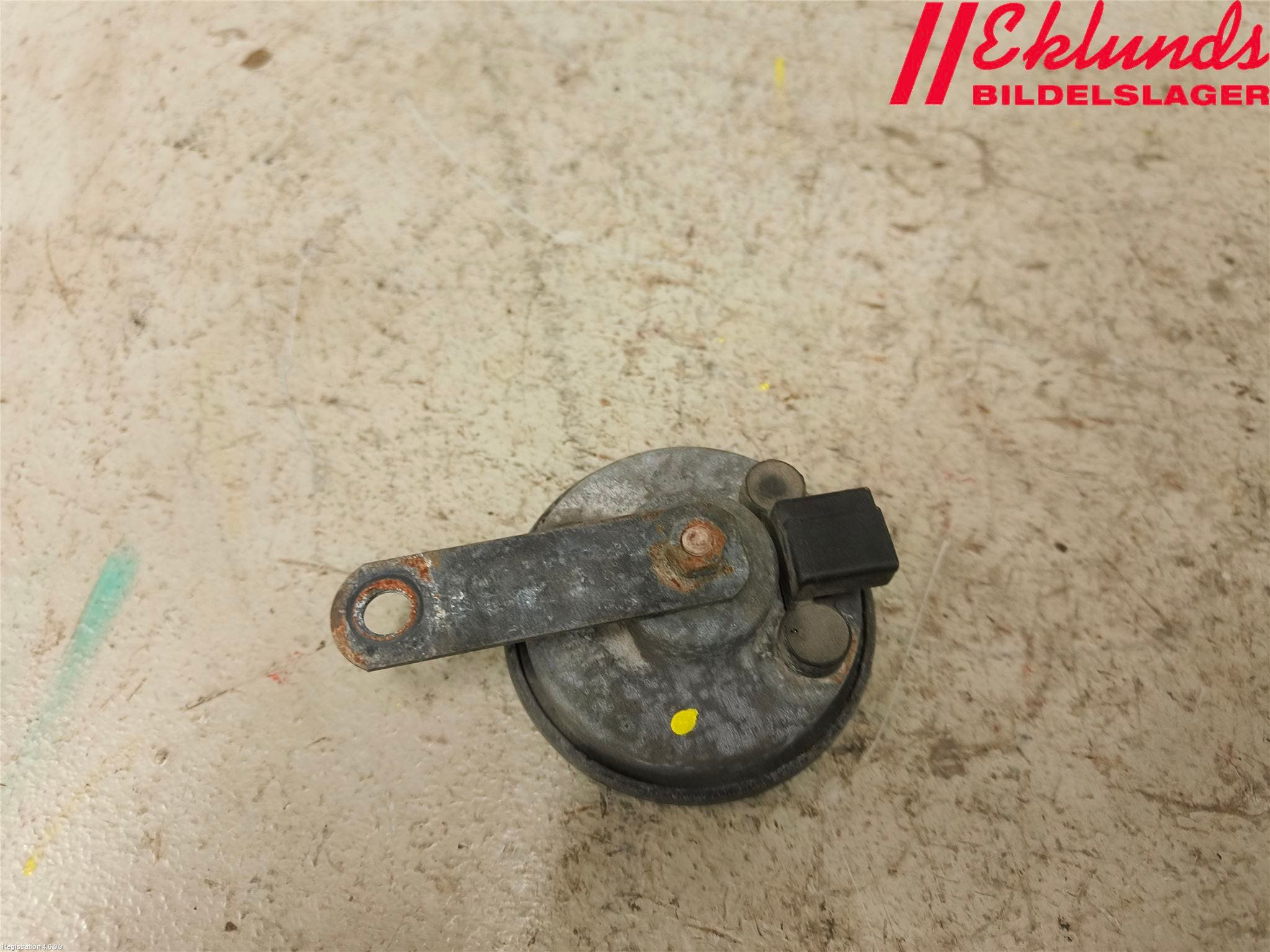 Toyota AVENSIS 09-15 Signalhorn