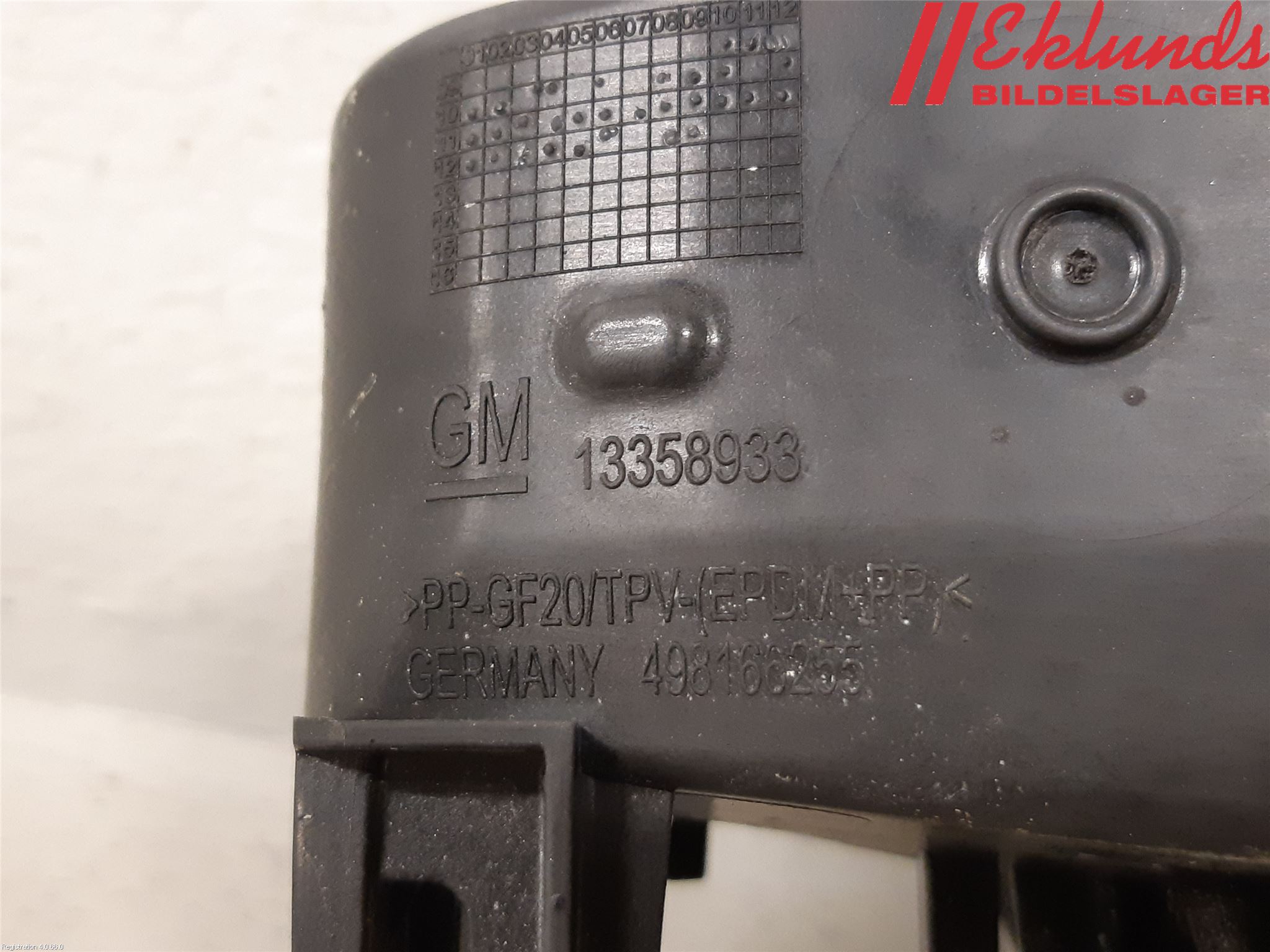 Opel ASTRA J 10-15 Tanklucka