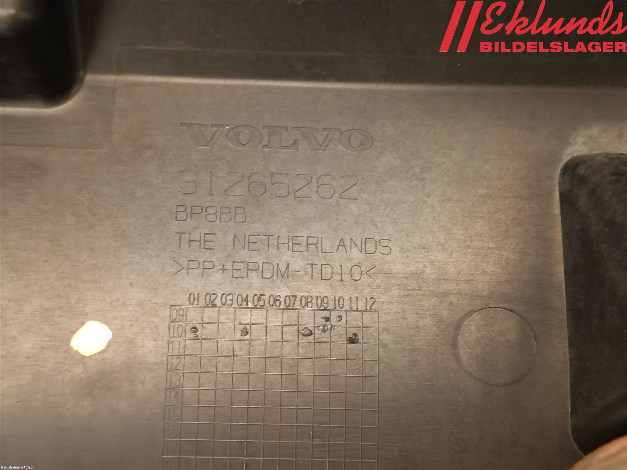 Volvo V60 11-13 Stötfångardämpare Bak