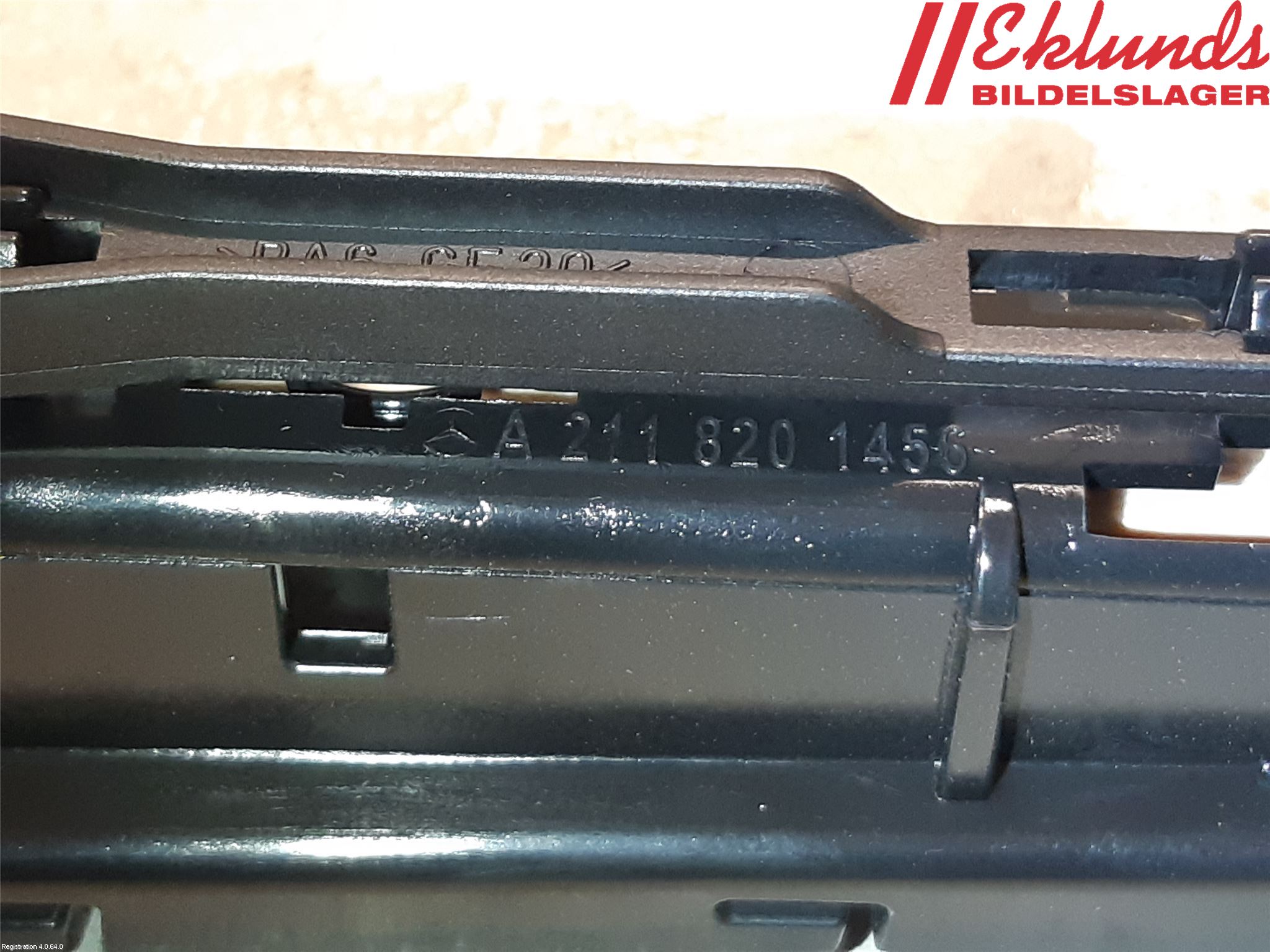 Mercedes-Benz MB E-KLASS (W211) 02-09 Bromsljus Bakruta