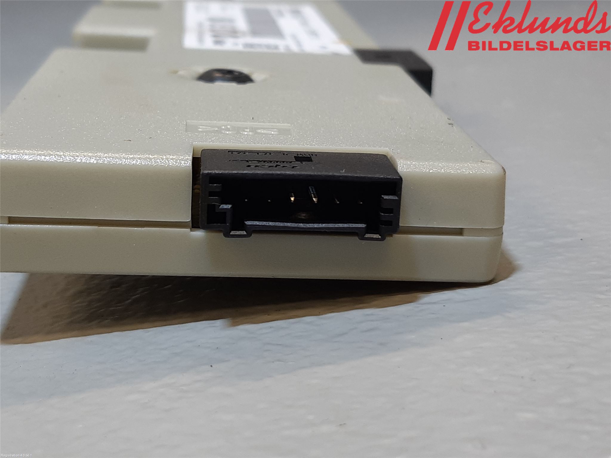 BMW 3 E90/91 SED/TOU 05-12 Antennförstärkare