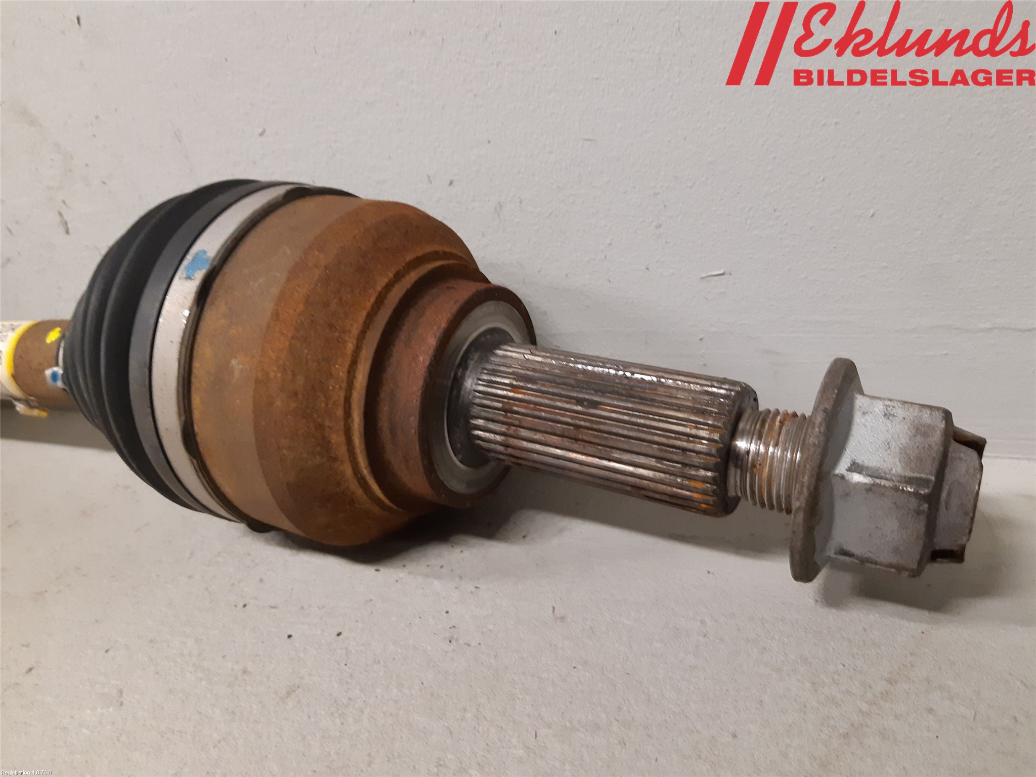 Ford TRANSIT SKÅP/BUSS 14-22 Drivaxel Fram Höger