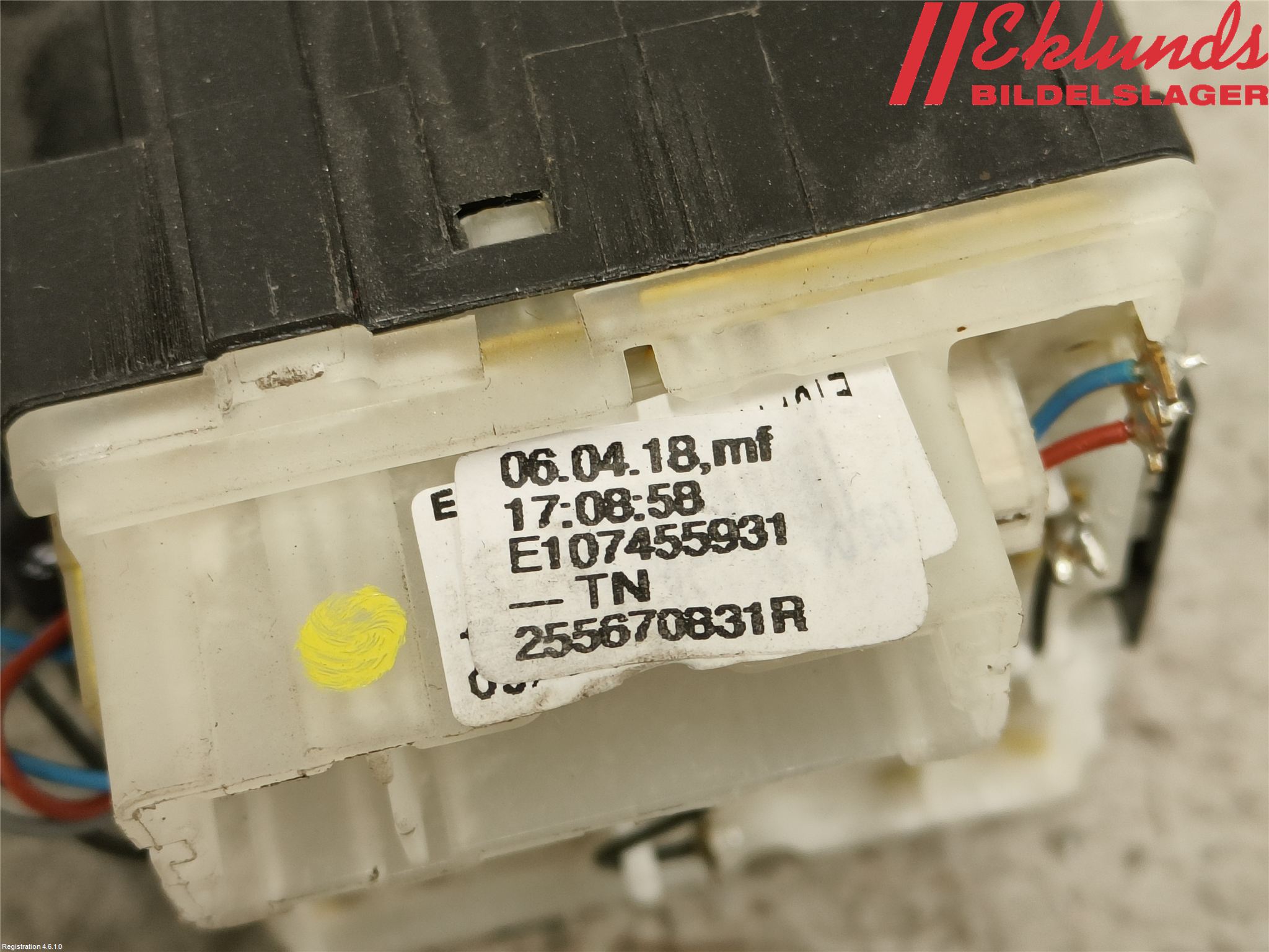 Renault TRAFIC/E-TECH 15- Spak Torkar-Spolomk