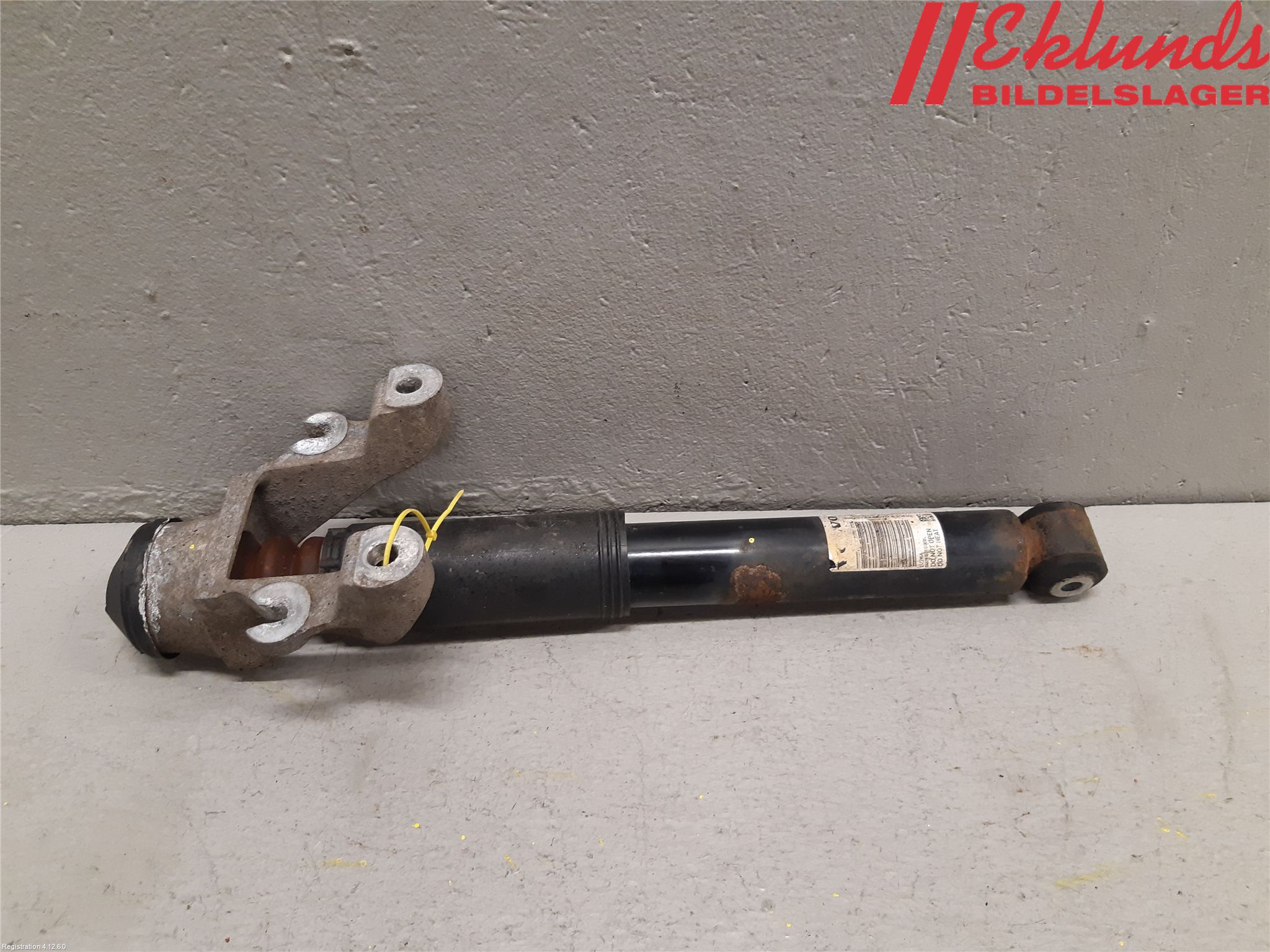 Volvo V90 17->> Stötdämpare Bak