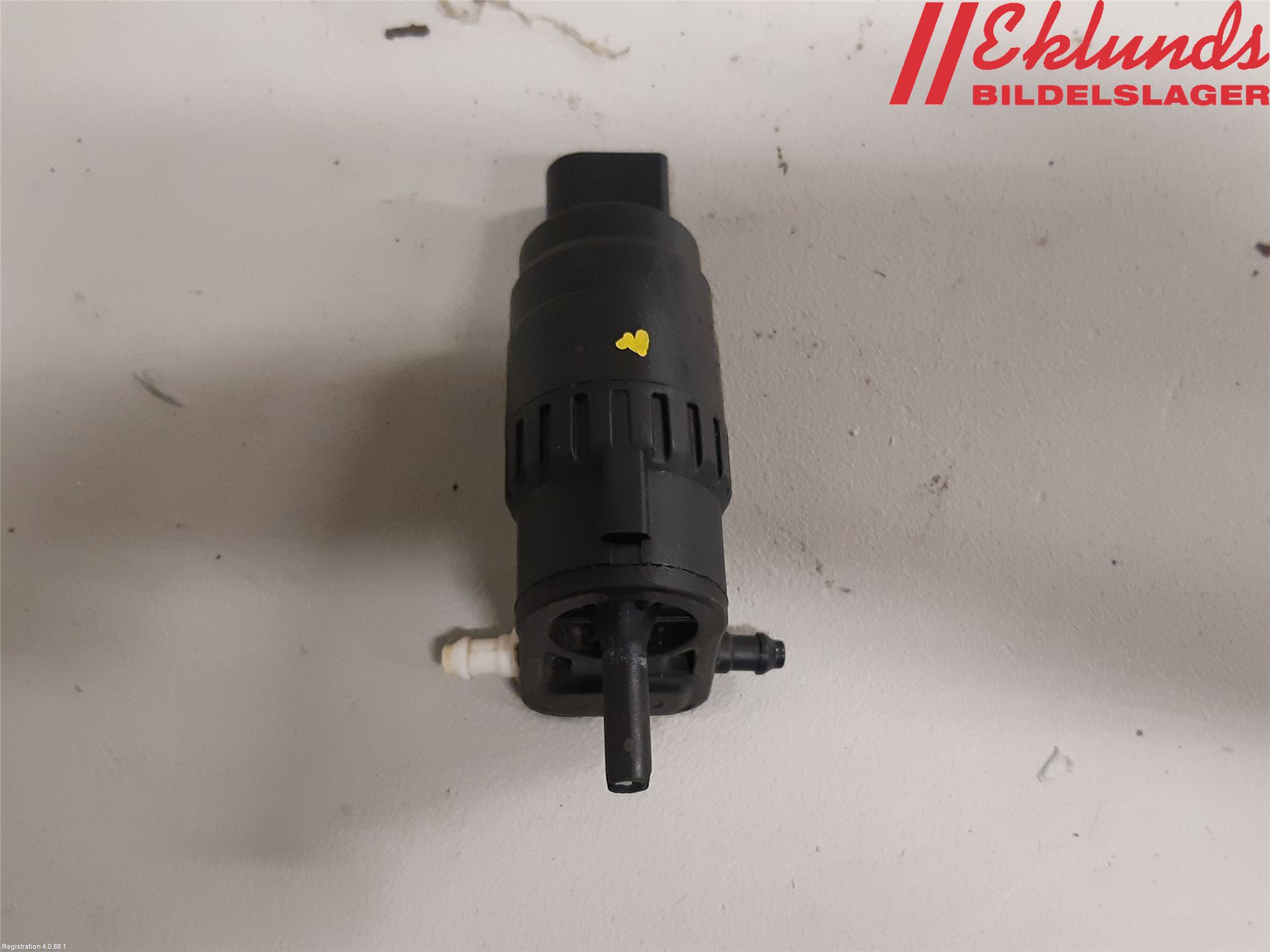 Volkswagen VW UP! / E-UP! Spolarpump Vindruta