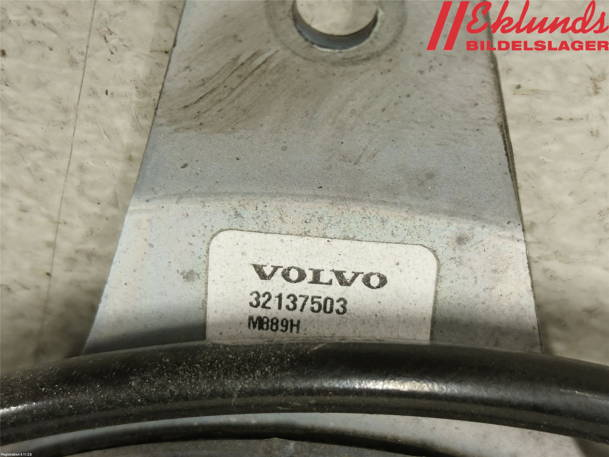 Volvo V60 19- Remspännare