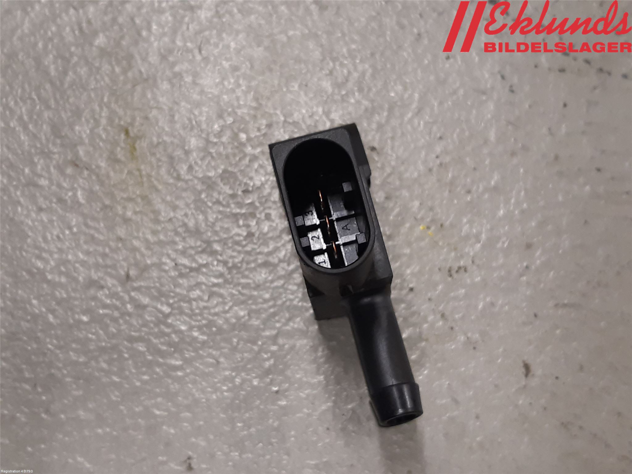 Mercedes-Benz MB E-KLASS (W212) 09-16 Sensor Avgas